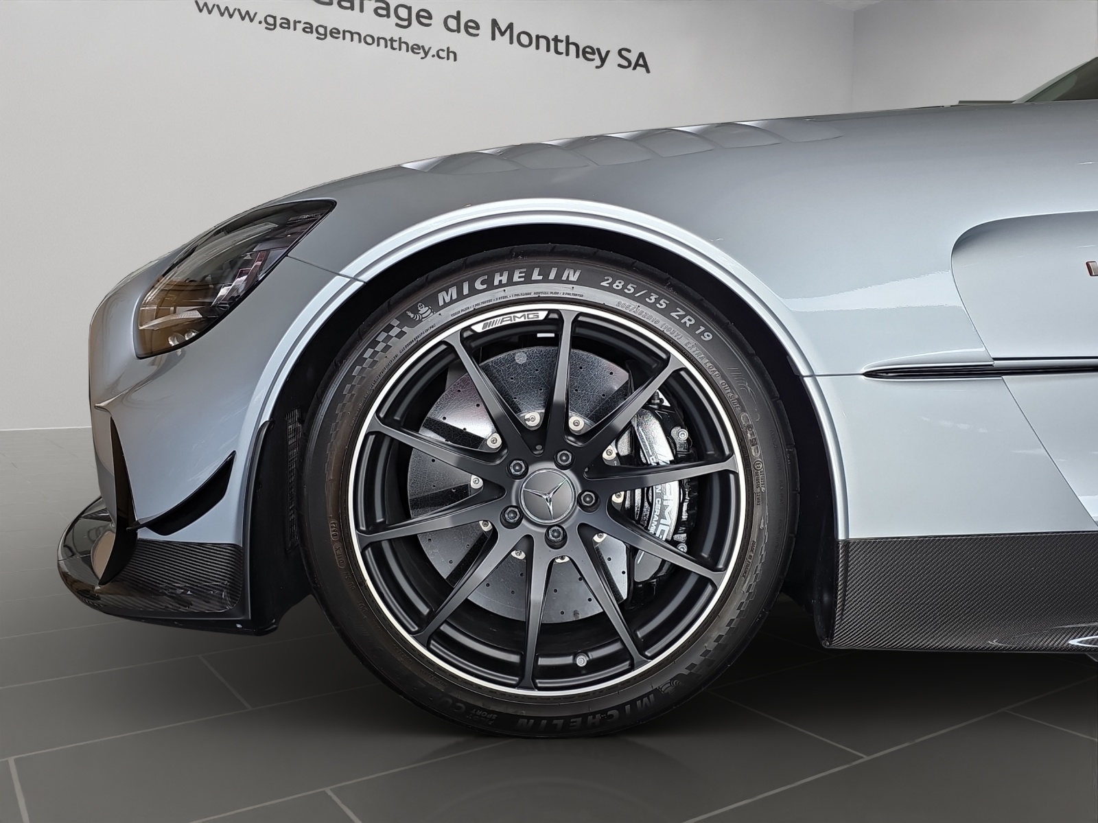 MERCEDES-BENZ AMG GT Black Series-image-4