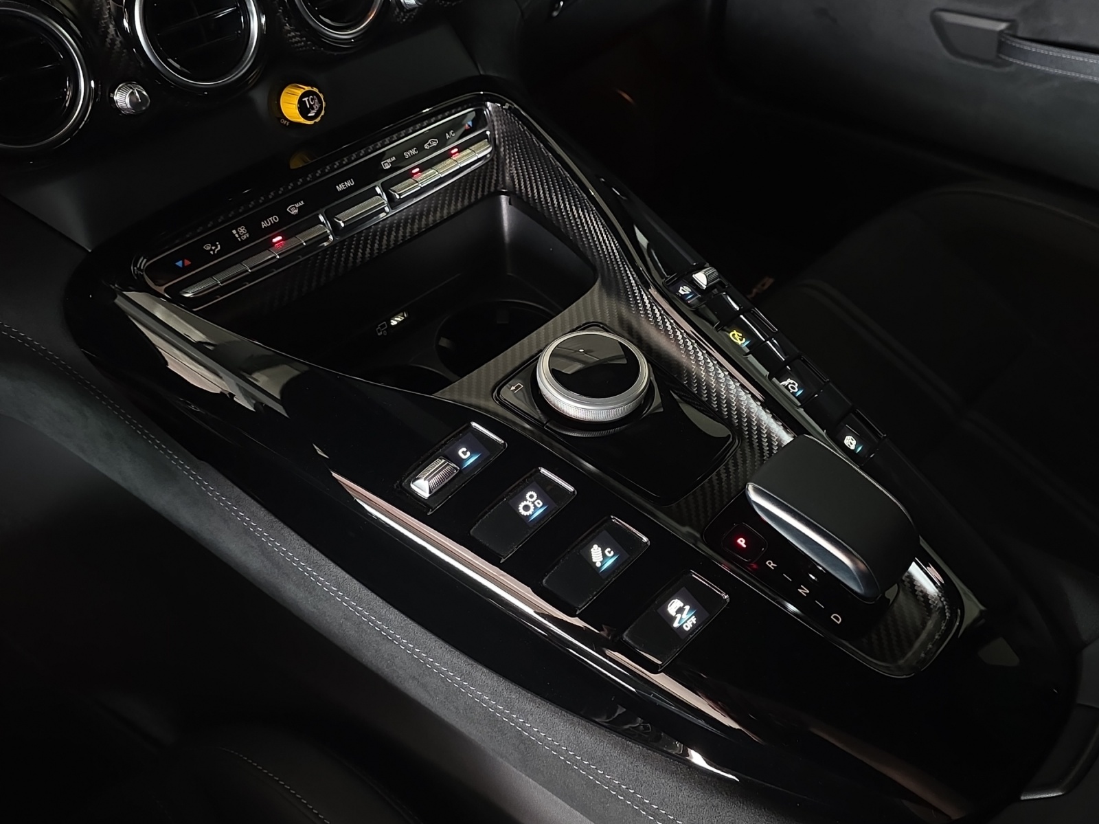 MERCEDES-BENZ AMG GT Black Series-image-14