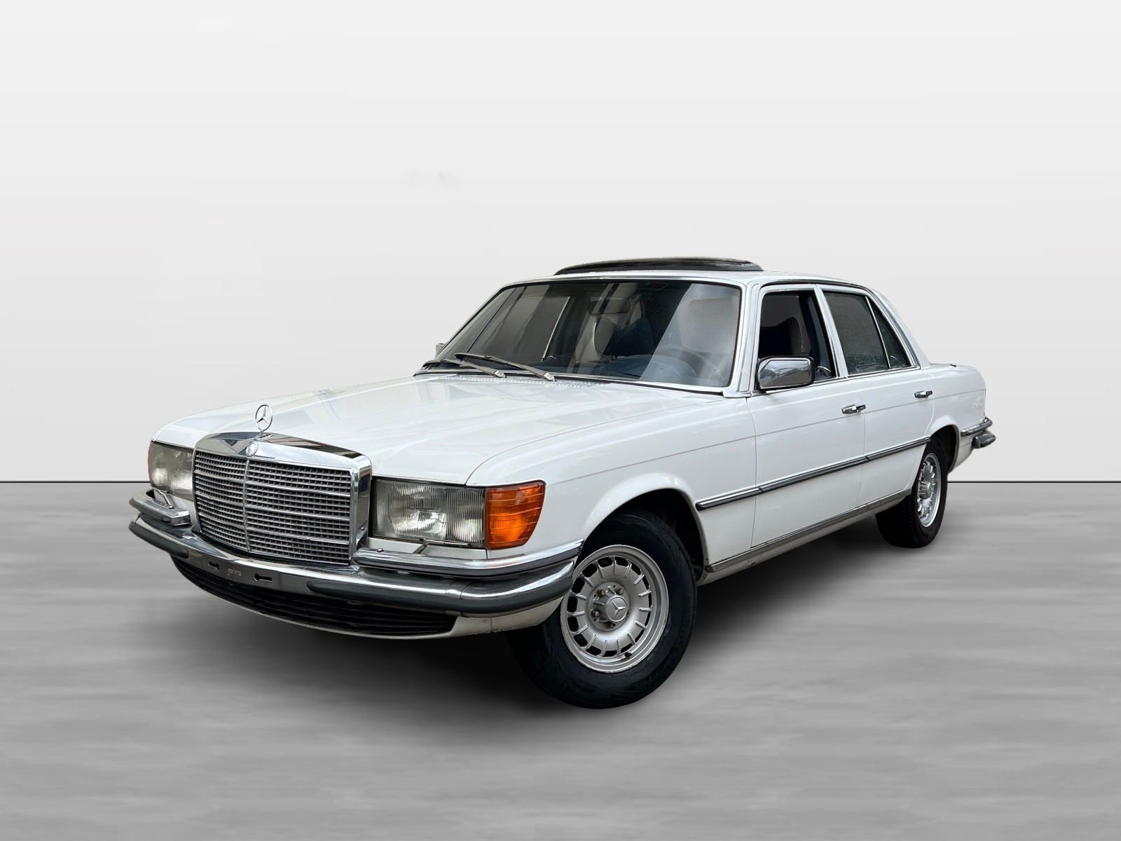 MERCEDES-BENZ 450 SE
