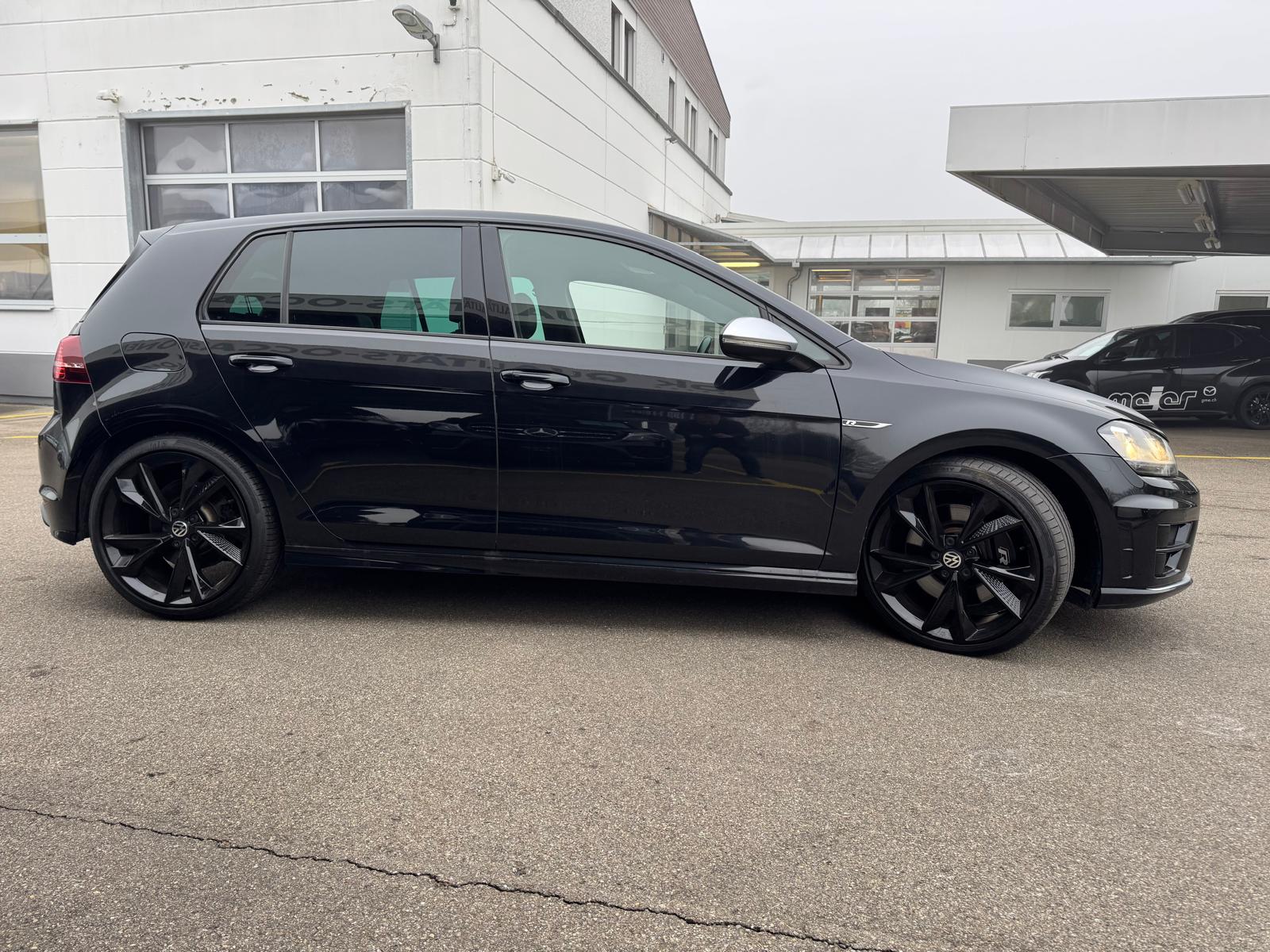 VW Golf 2.0 TSI R 4Motion DSG-image-3