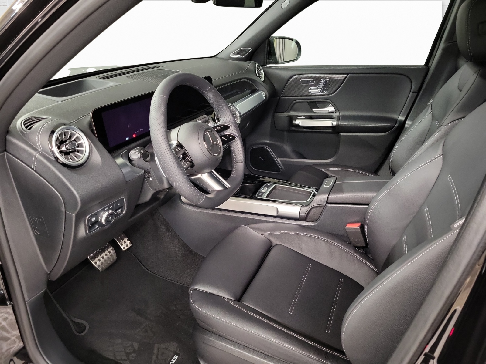 MERCEDES-BENZ GLB 250 AMG Line 4Matic-image-6