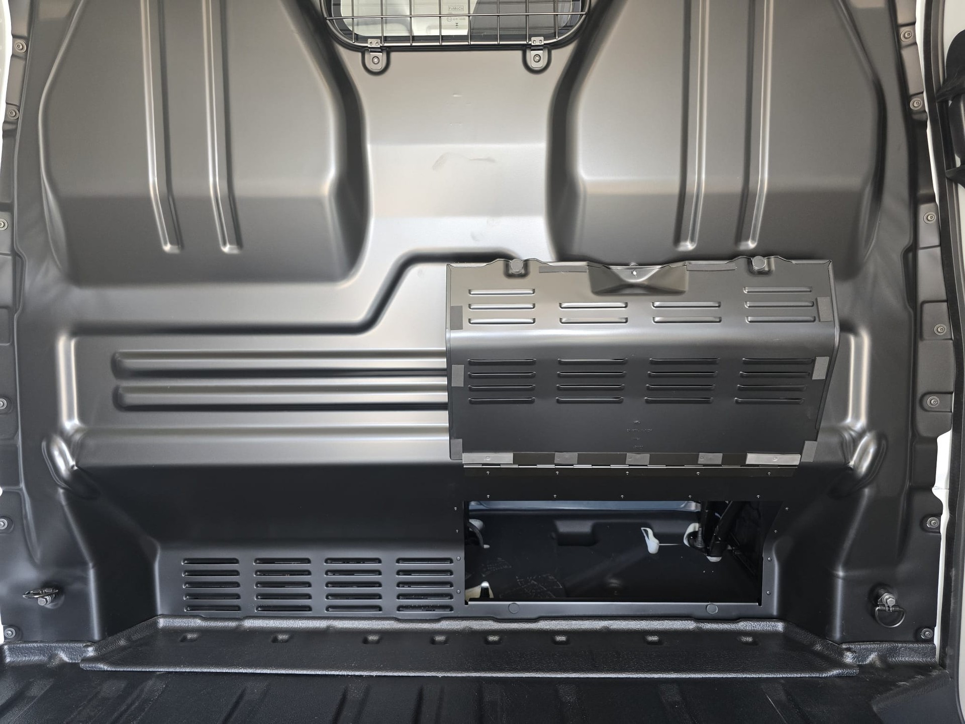 VW e-Transporter Plus 70 kWh-image-7