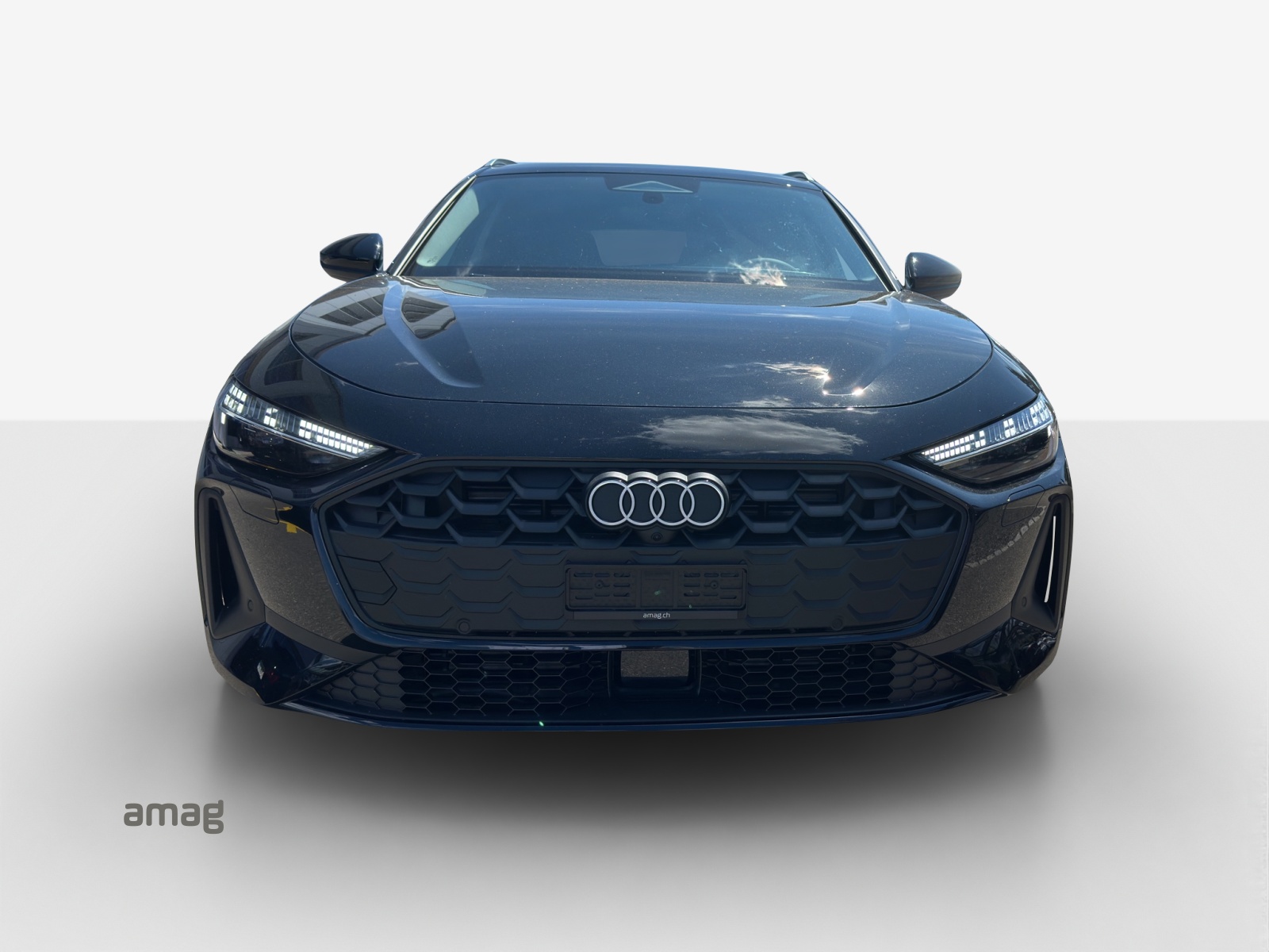AUDI A5 Avant TDI quattro 150 kW Attraction S tronic-image-3