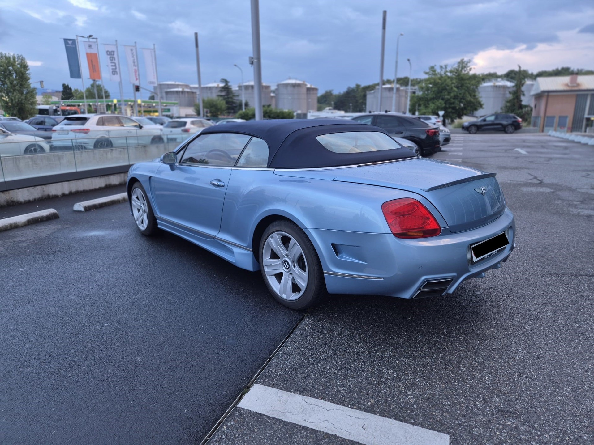 BENTLEY Continental GTC 6.0 "Mansory"-image-12