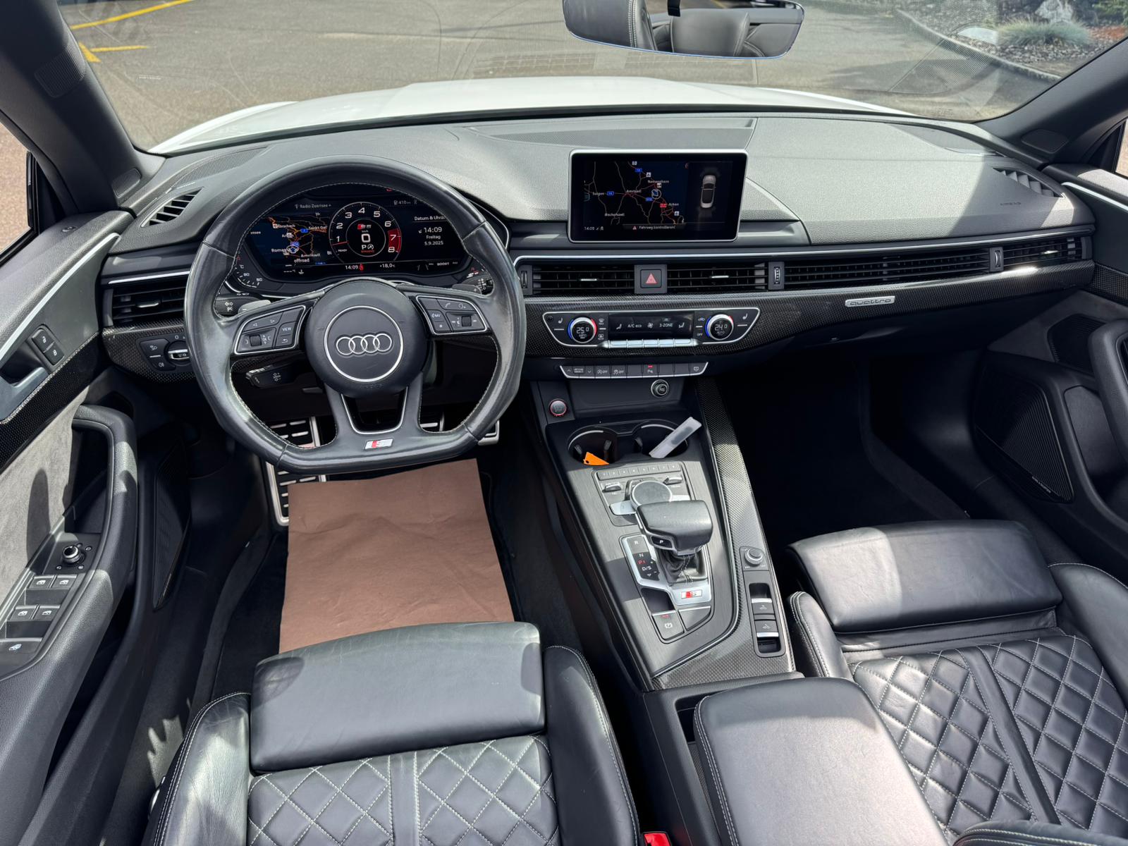 AUDI S5 Cabriolet 3.0 TFSI quattro tiptronic-image-12