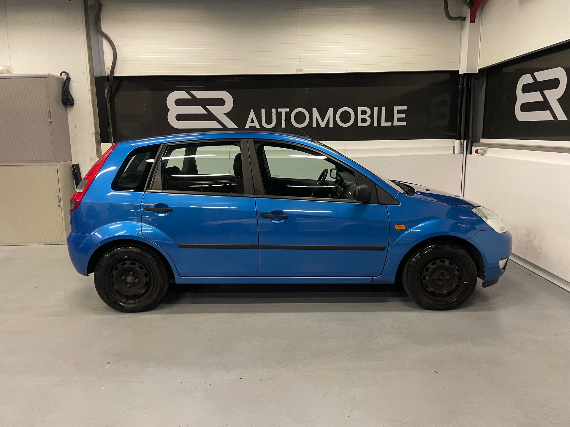 FORD Fiesta 1.4 16V Trend-image-3