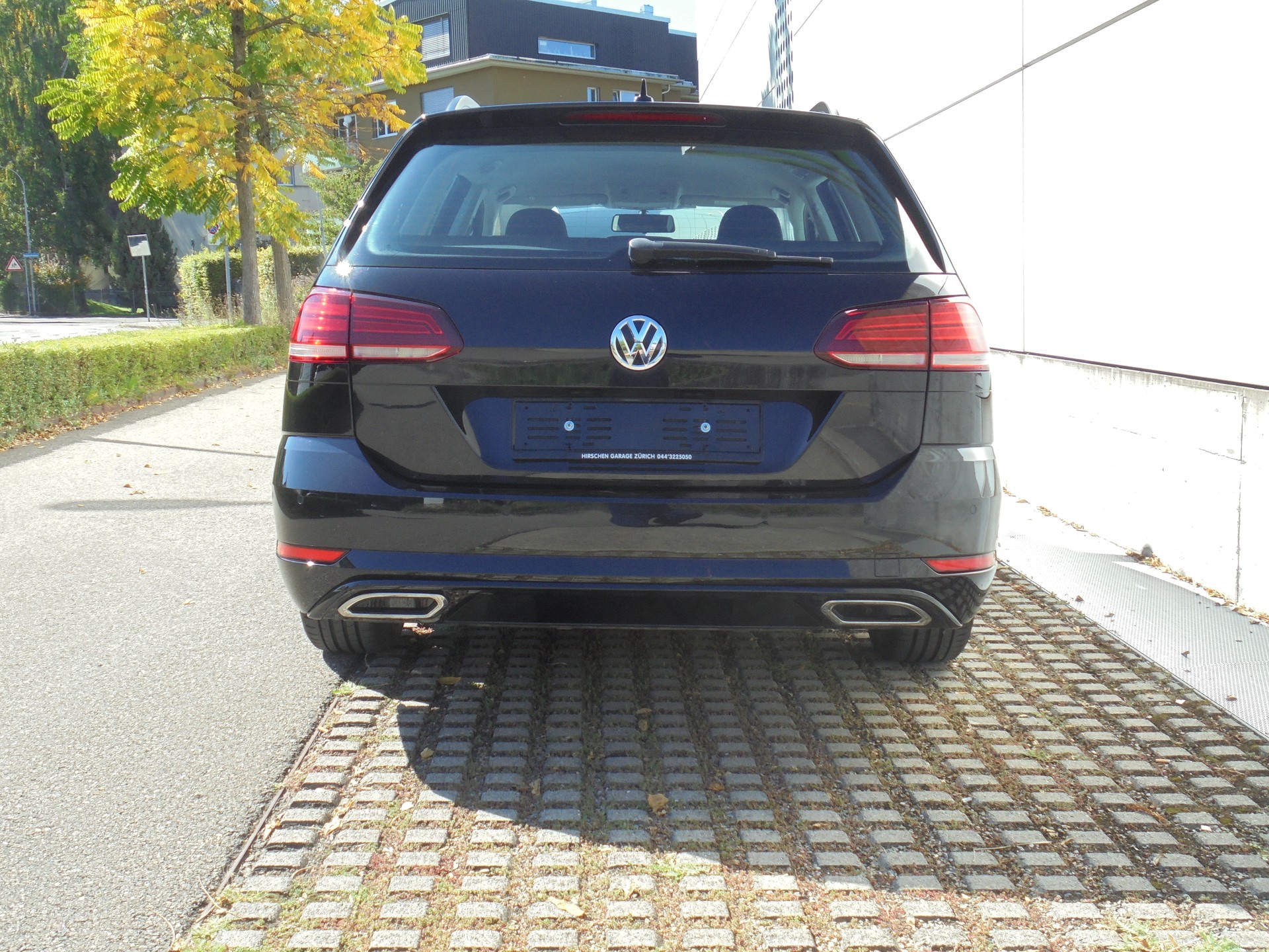 VW Golf Variant 2.0 TDI Comfortline DSG-image-7