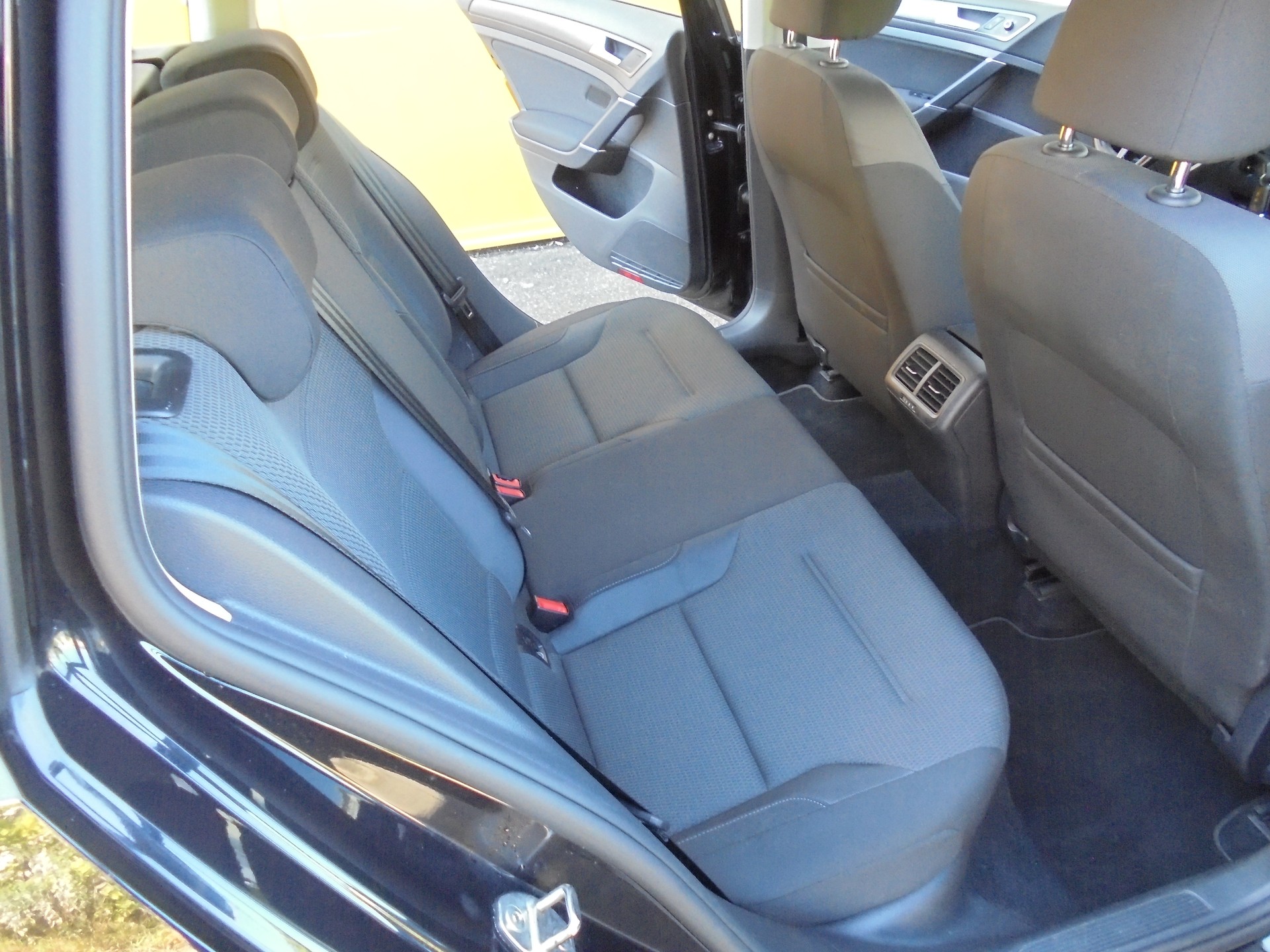 VW Golf Variant 2.0 TDI Comfortline DSG-image-10