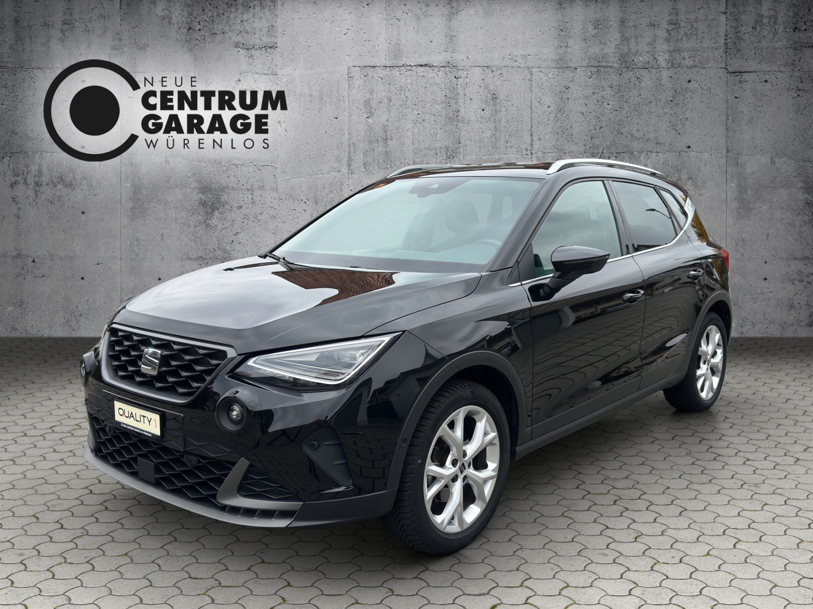SEAT Arona 1.0 TSI Eco Hola FR DSG-image-0