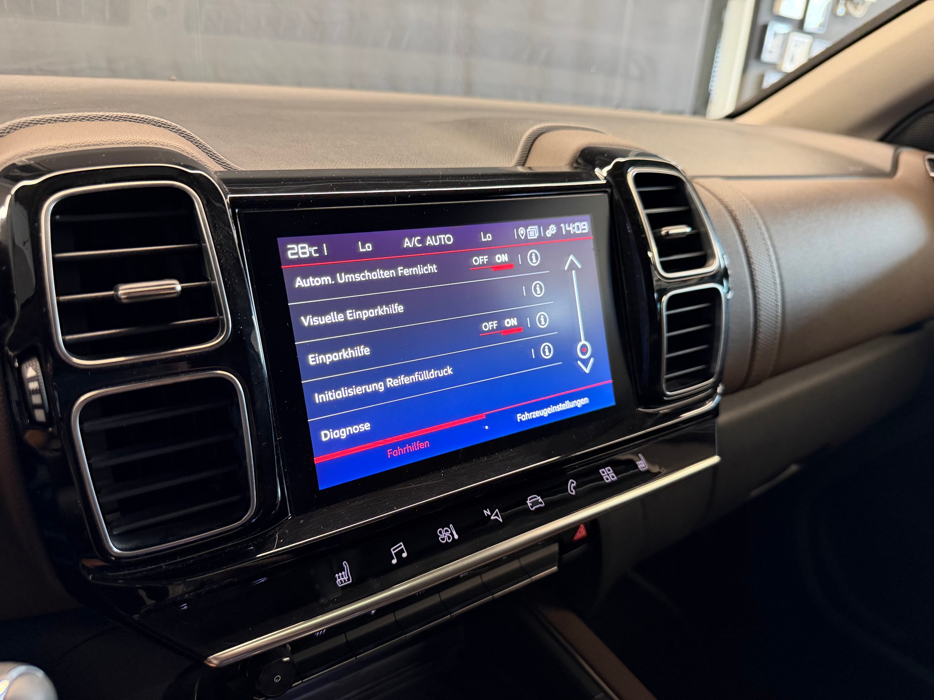 CITROEN C5 Aircross 2.0 BlueHD Shine EAT8-image-21