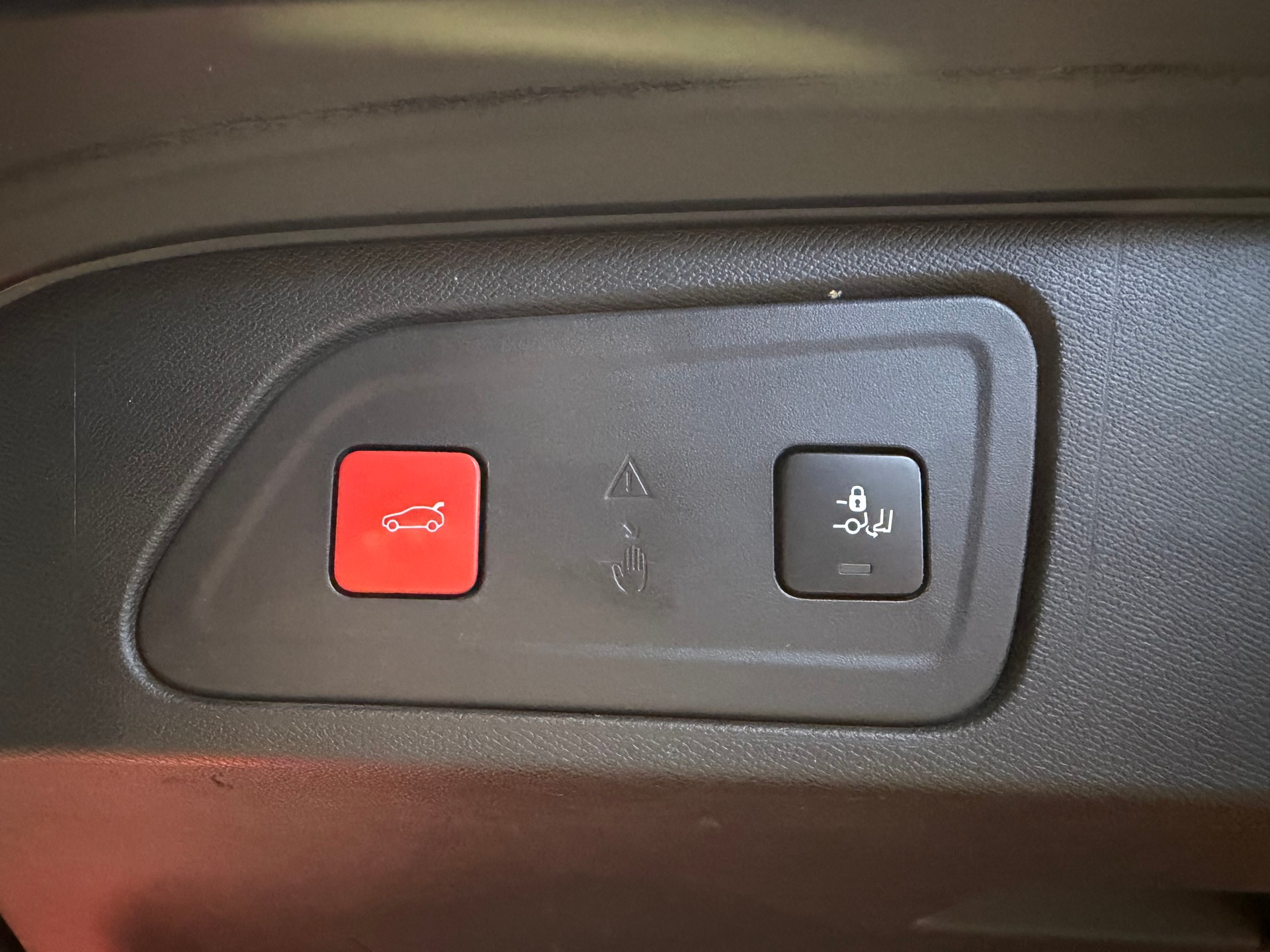 CITROEN C5 Aircross 2.0 BlueHD Shine EAT8-image-26
