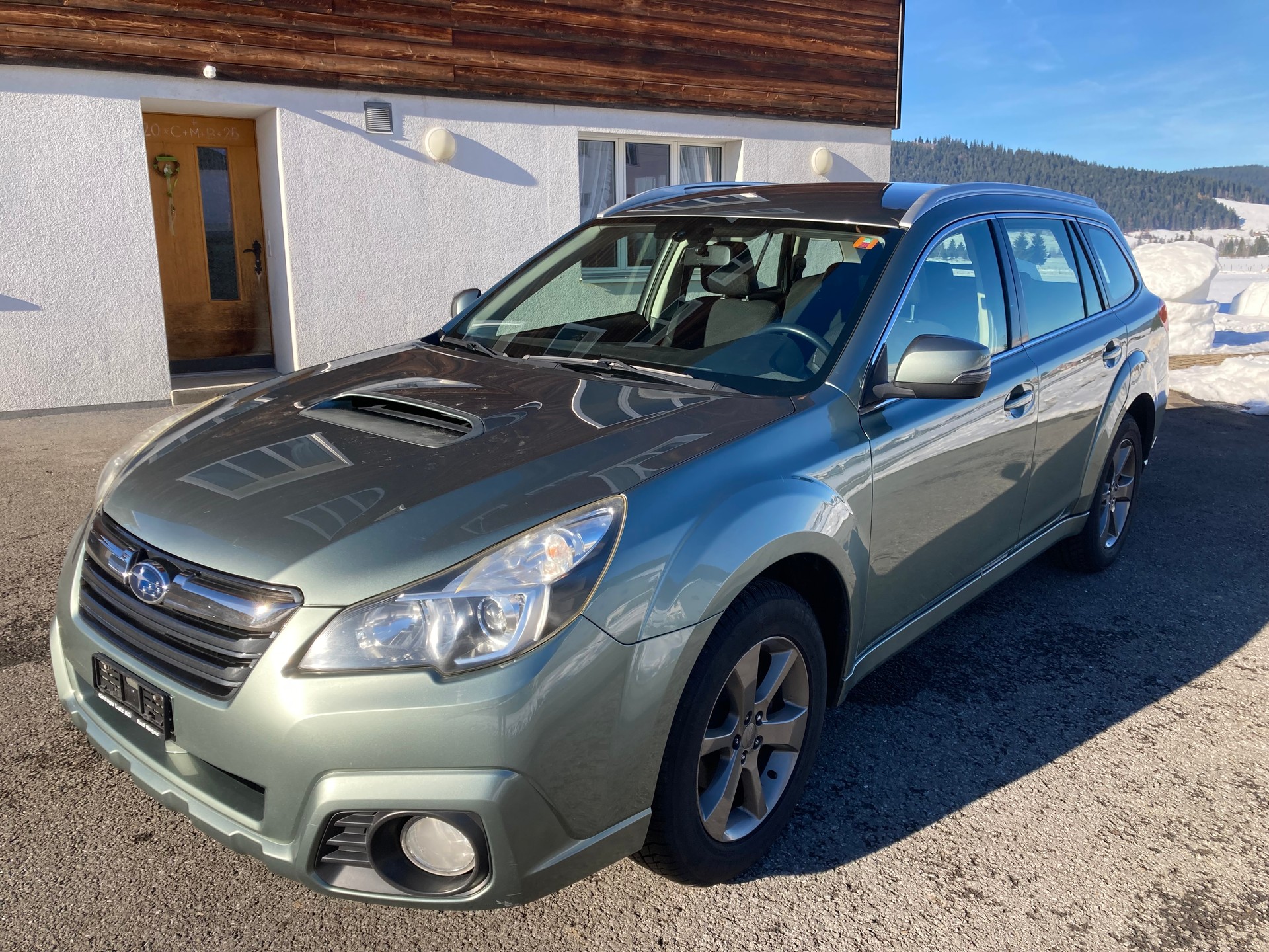 SUBARU Outback 2.0D Swiss AWD-image-0