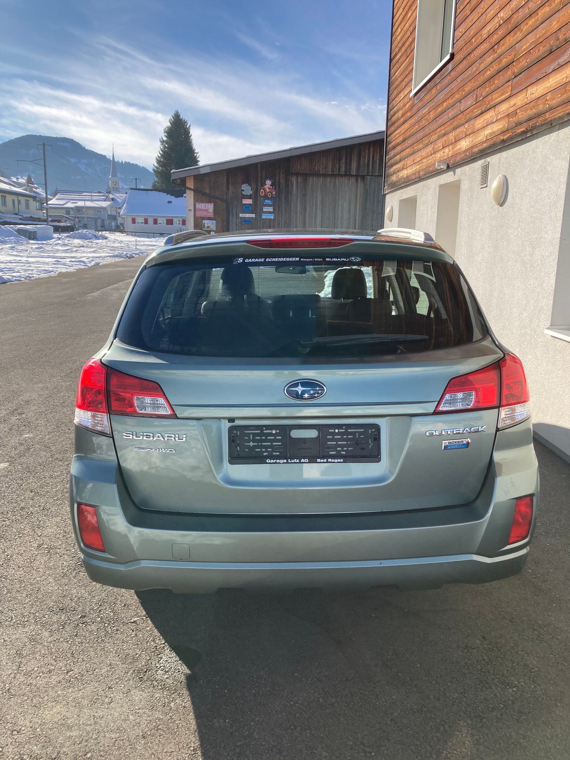 SUBARU Outback 2.0D Swiss AWD-image-6