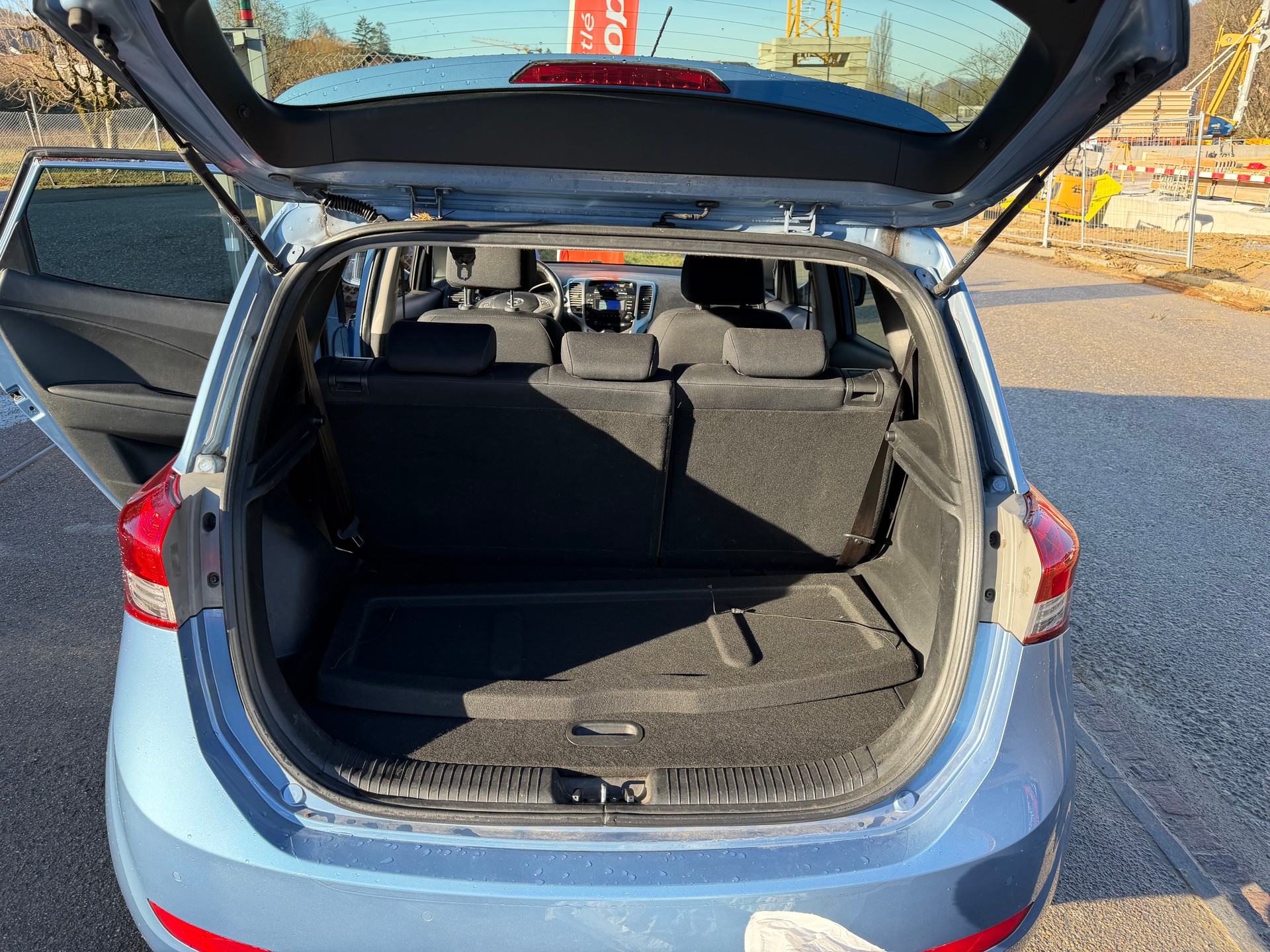 HYUNDAI iX20 1.4 CRDi Style-image-9