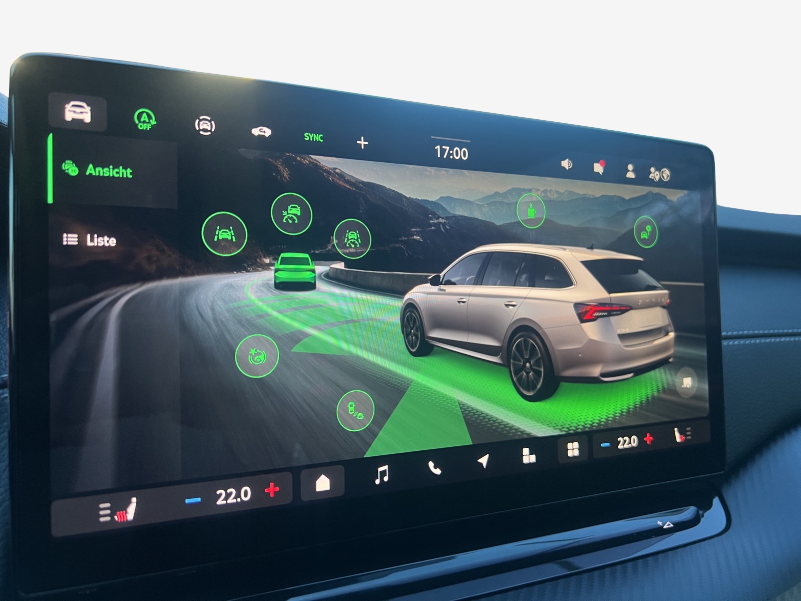 SKODA Octavia Combi 1.5 TSI mHEV DSG Sport Line-image-15