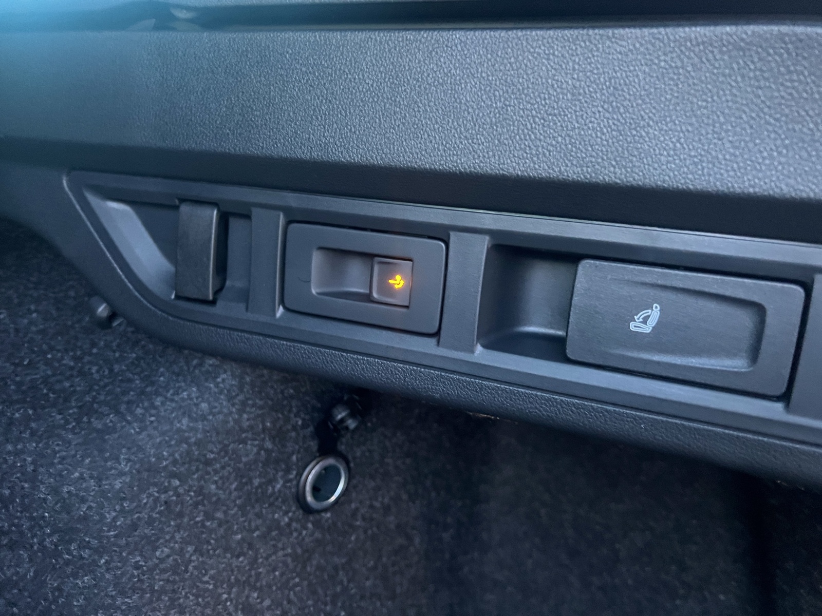 SKODA Octavia Combi 1.5 TSI mHEV DSG Sport Line-image-13