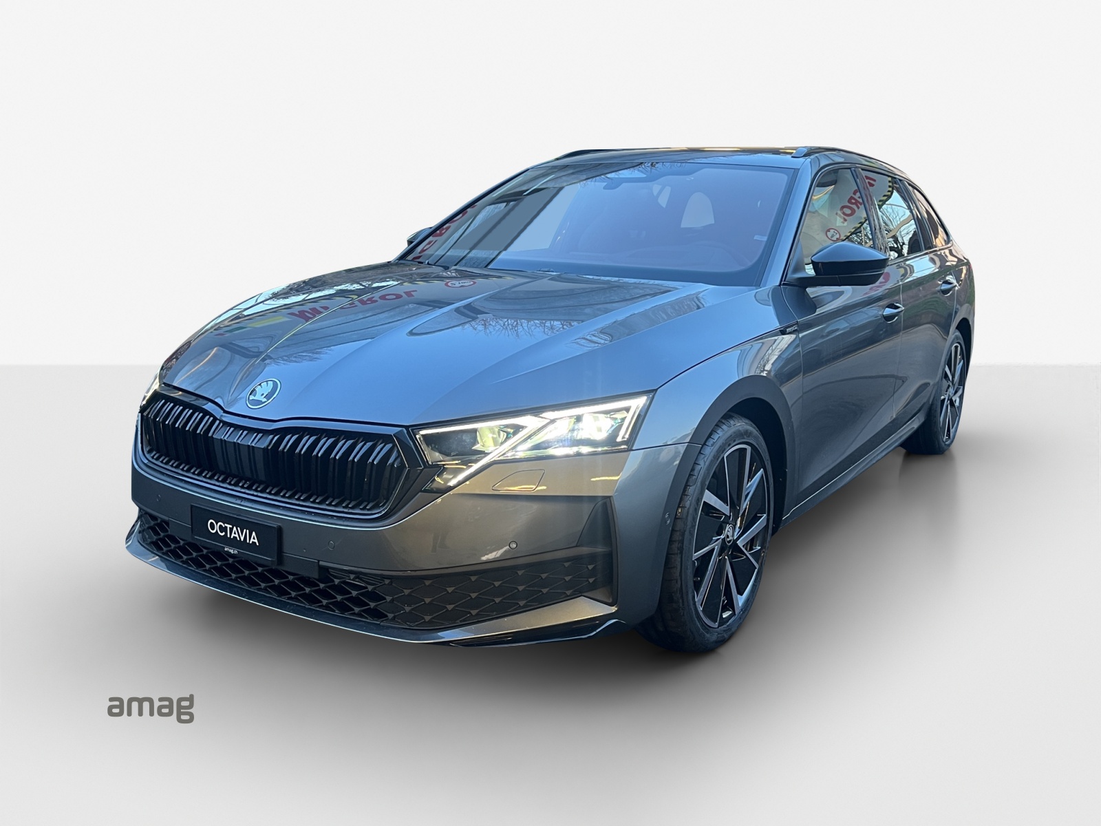 SKODA Octavia Combi 1.5 TSI mHEV DSG Sport Line-image-0