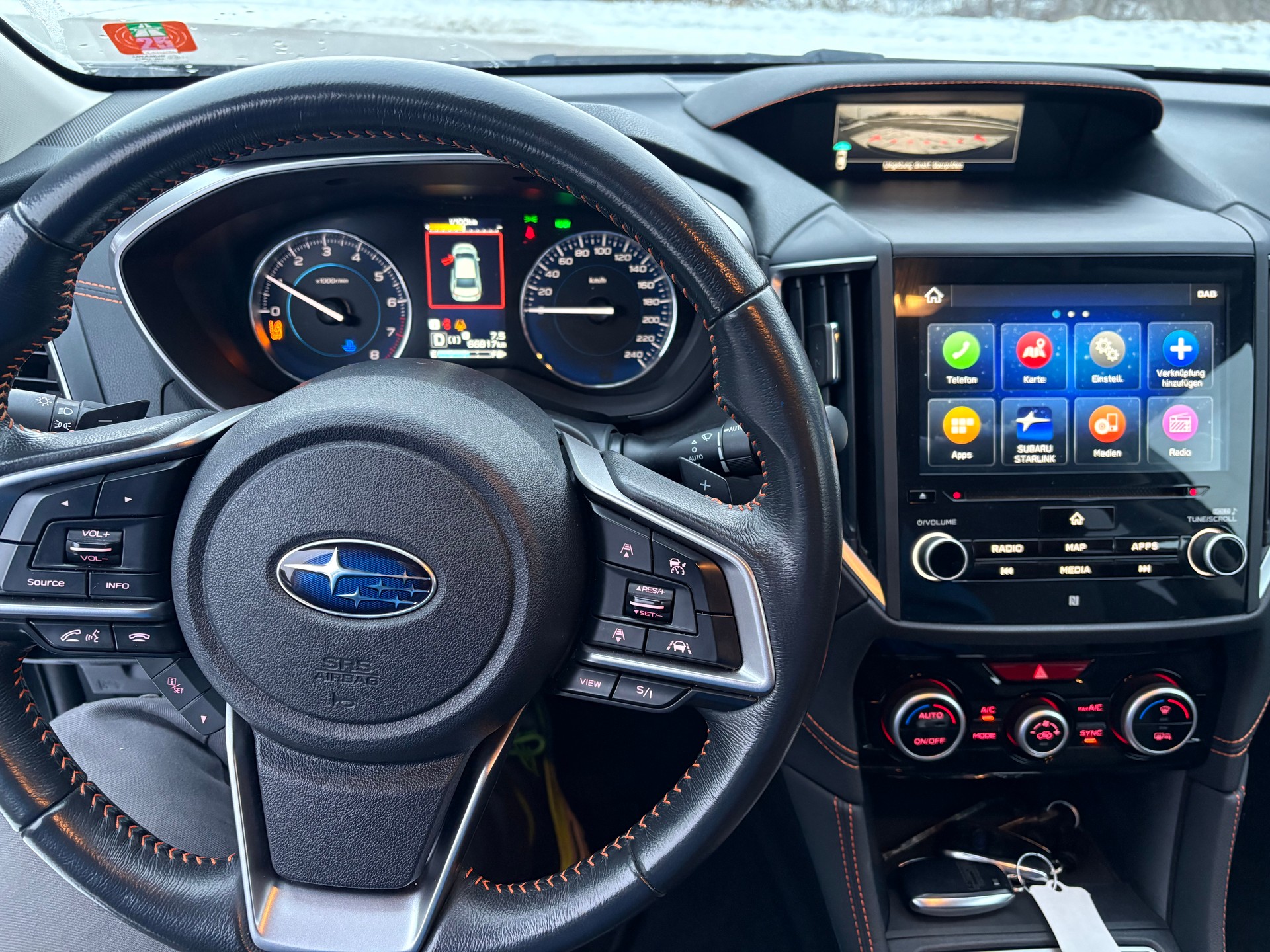 SUBARU XV 2.0i e-Boxer Swiss Plus-image-7