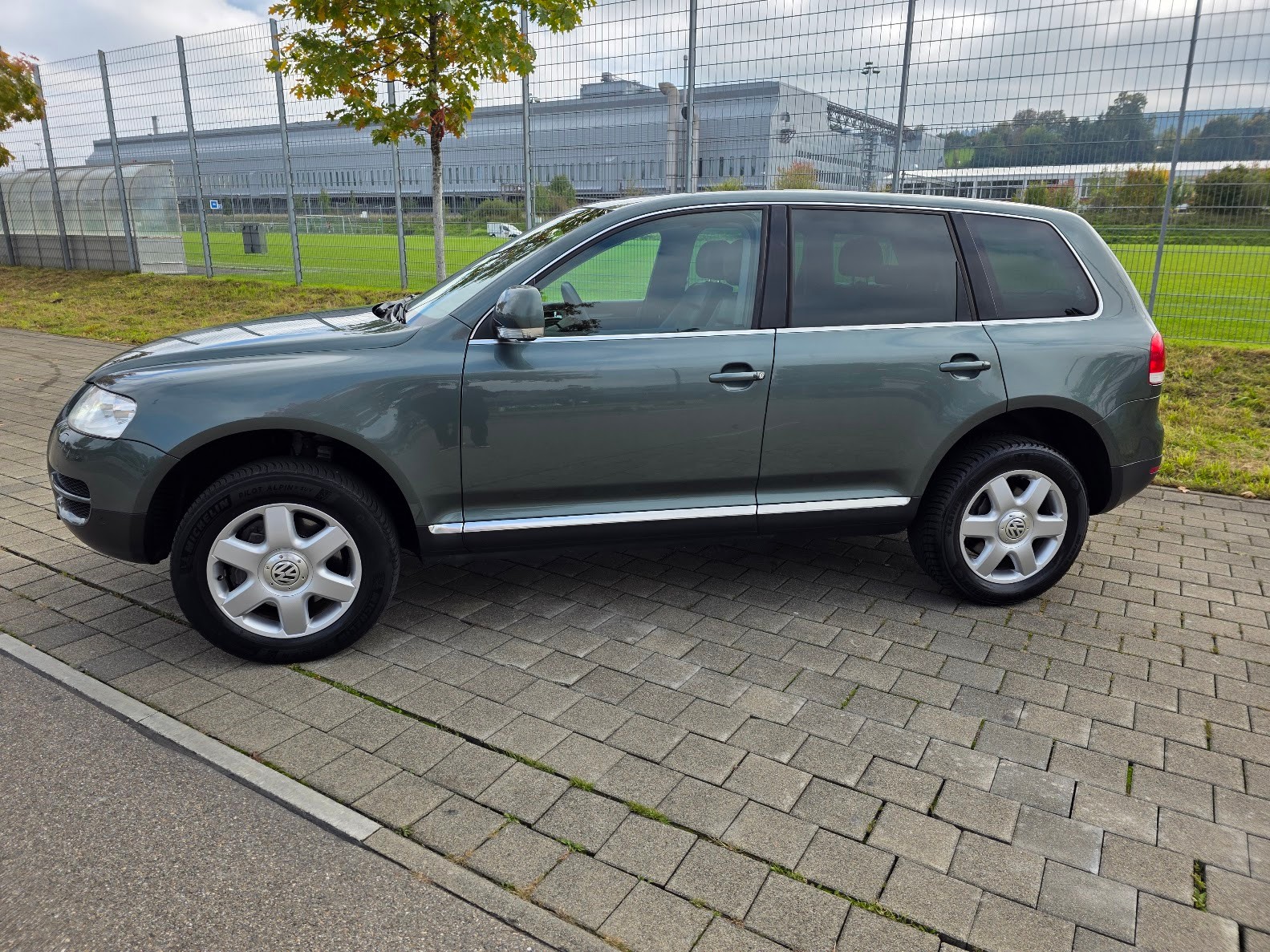 VW Touareg 5.0 TDI V10 Automatic-image-2