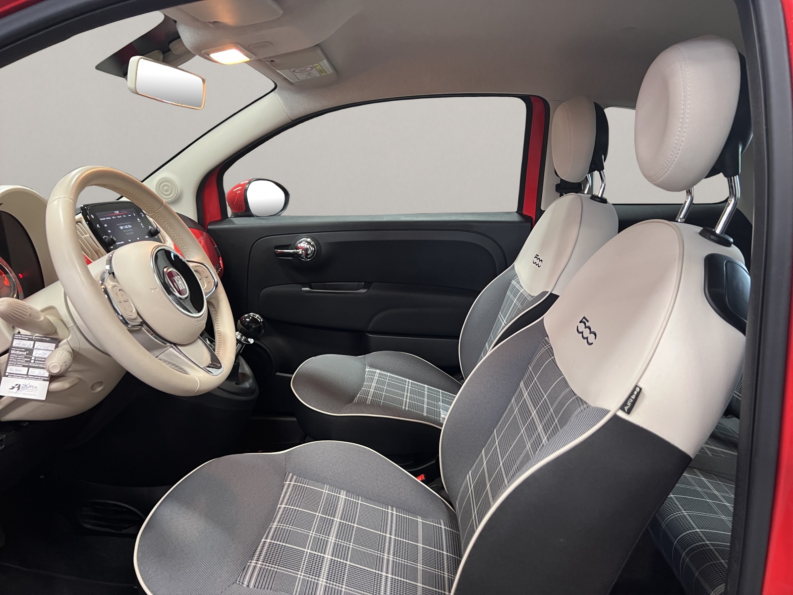 FIAT 500 1.0 Hybrid Lounge-image-6