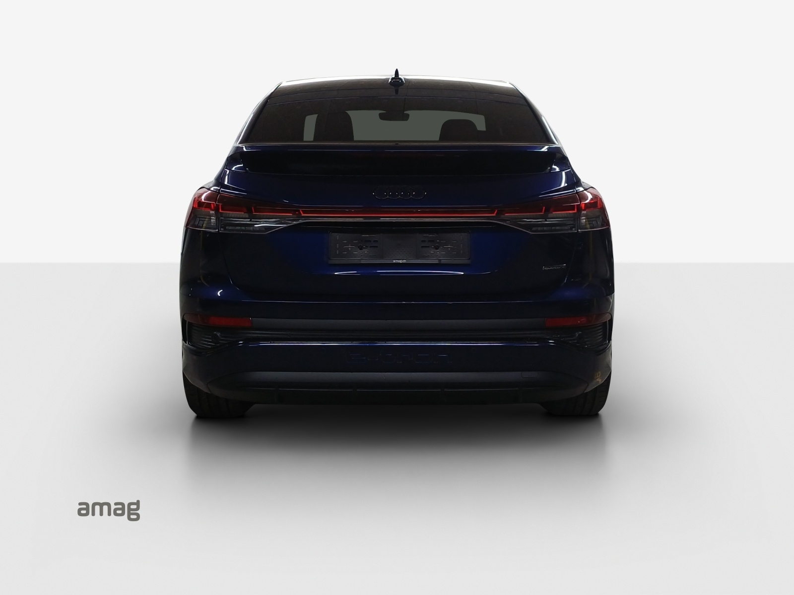 AUDI Q4 Sportback e-tron 50 quattro-image-4