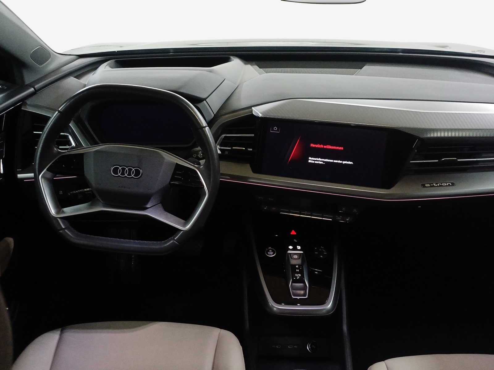 AUDI Q4 Sportback e-tron 50 quattro-image-9