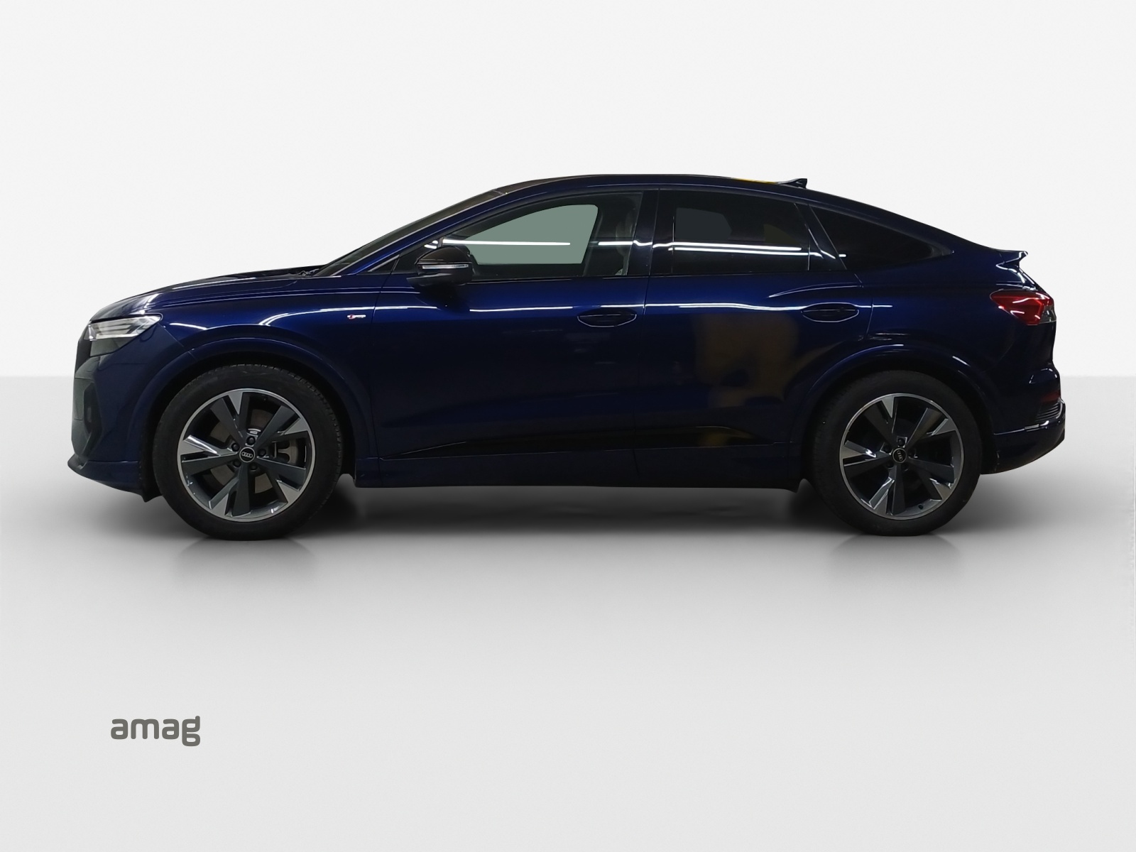 AUDI Q4 Sportback e-tron 50 quattro-image-1