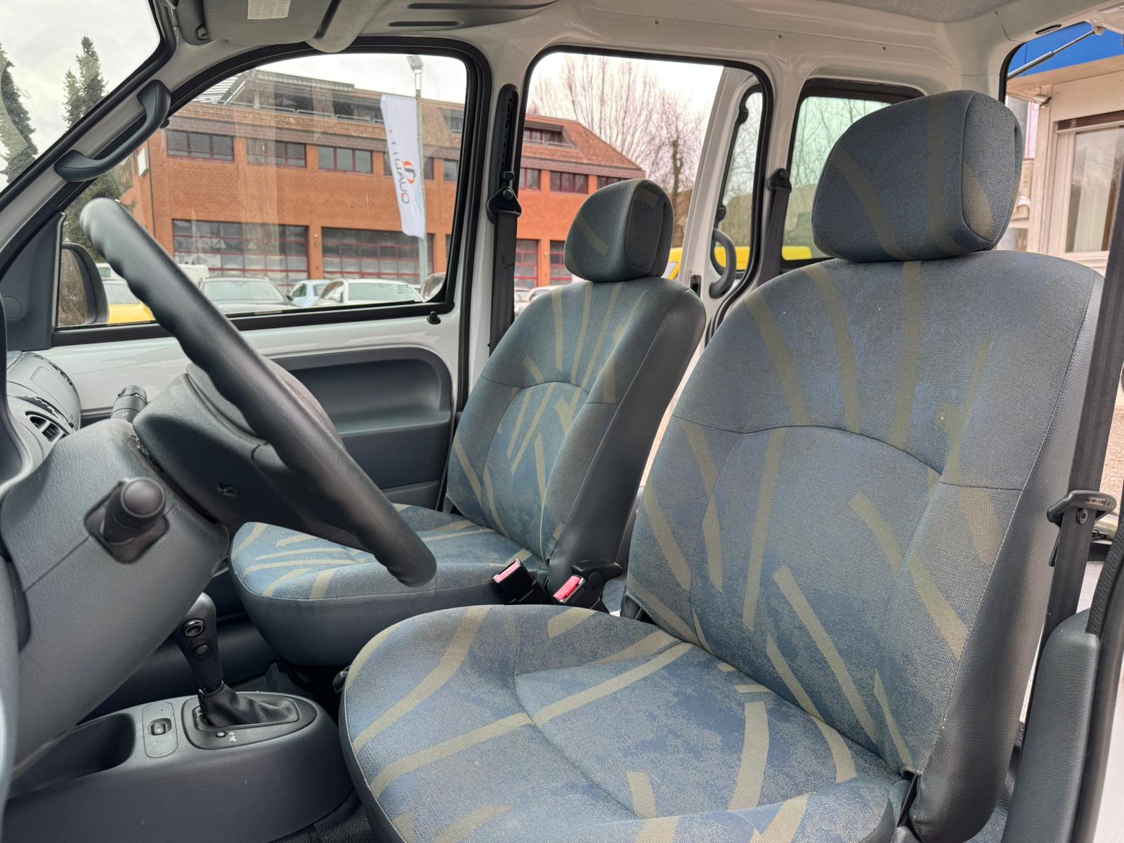 RENAULT Kangoo 1.4 RXE Alizé Automatic-image-15