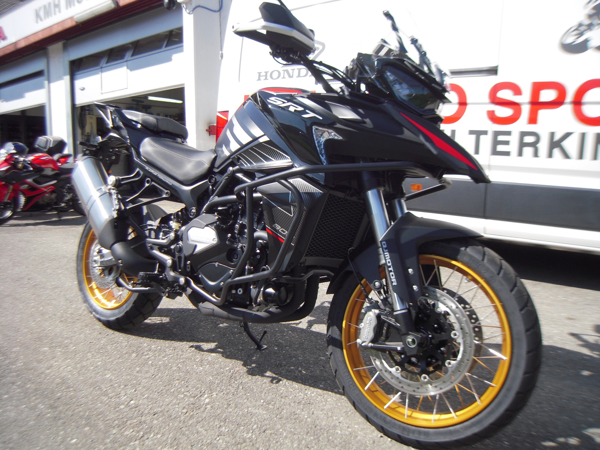 QJ srt 800 sx-image-1