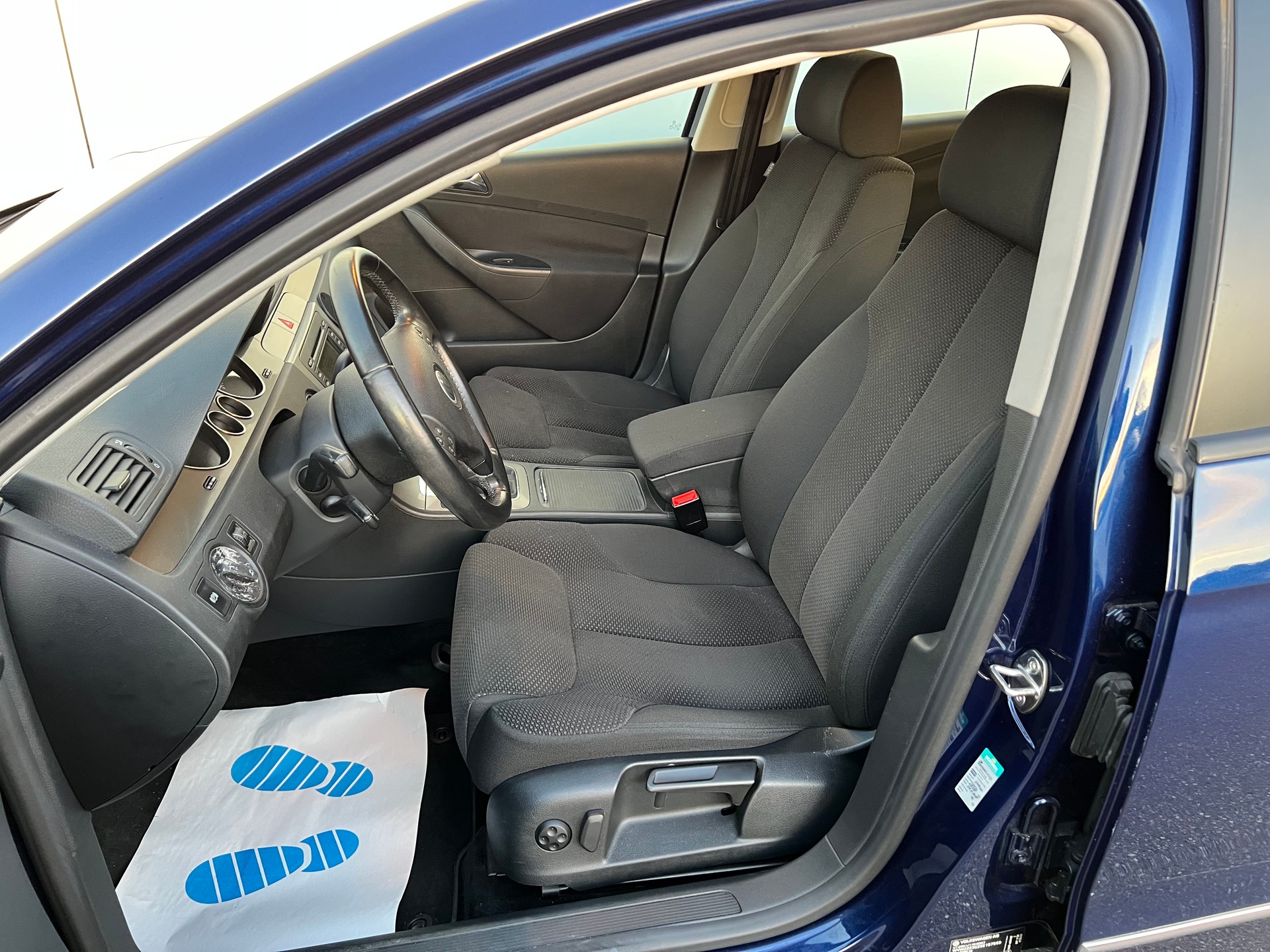 VW Passat Variant 2.0 FSI Sportline-image-6