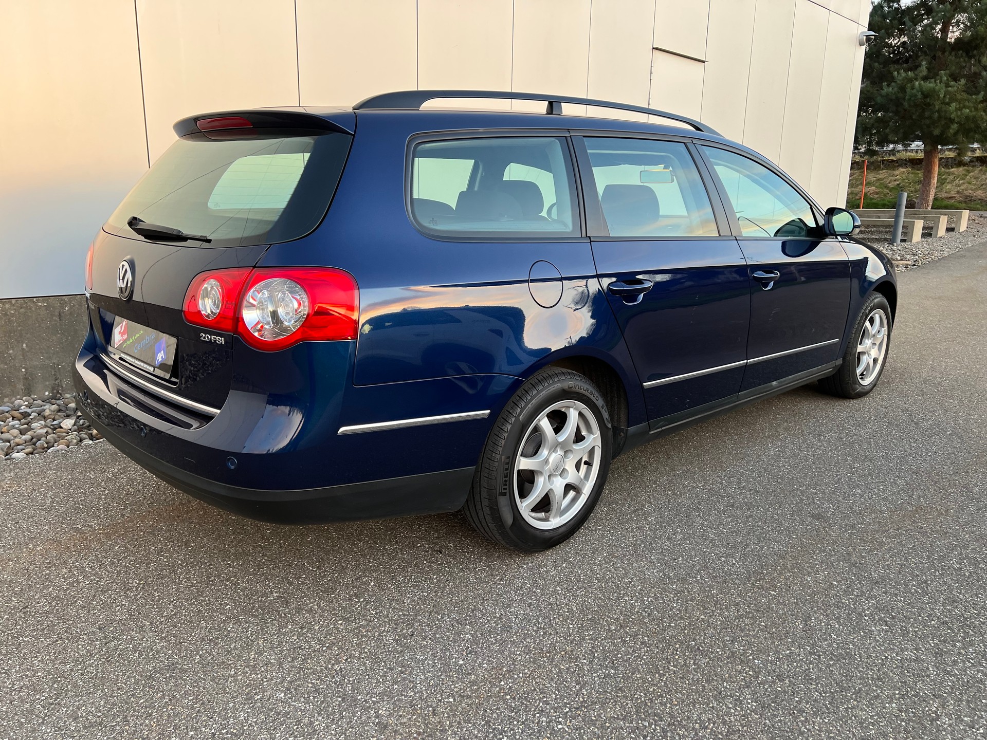 VW Passat Variant 2.0 FSI Sportline-image-3