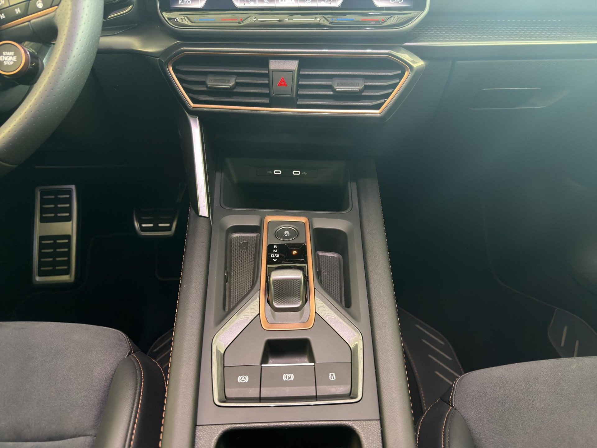 CUPRA Formentor 2.0 TSI VZ 4Drive DSG-image-15