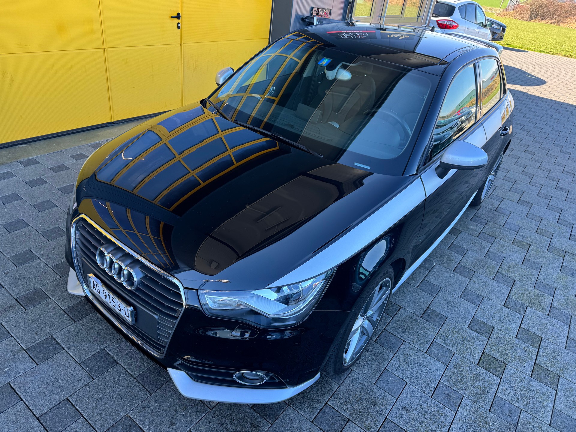 AUDI A1 Sportback 1.4 TFSI Ambition Competition-image-14