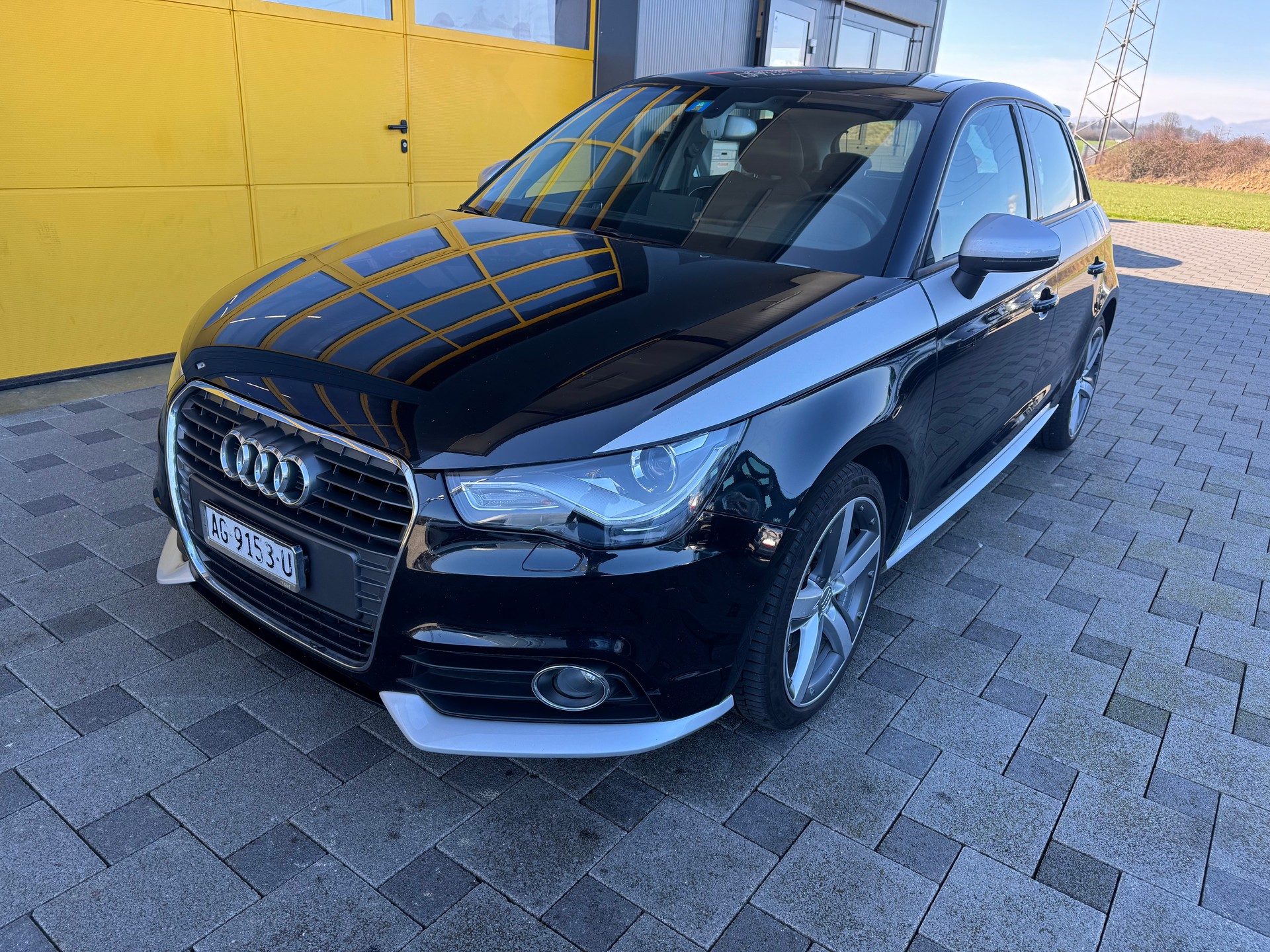 AUDI A1 Sportback 1.4 TFSI Ambition Competition-image-0