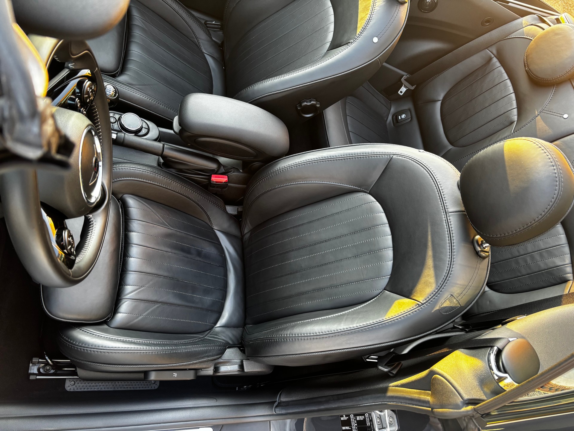 MINI Cooper S Cabriolet-image-6