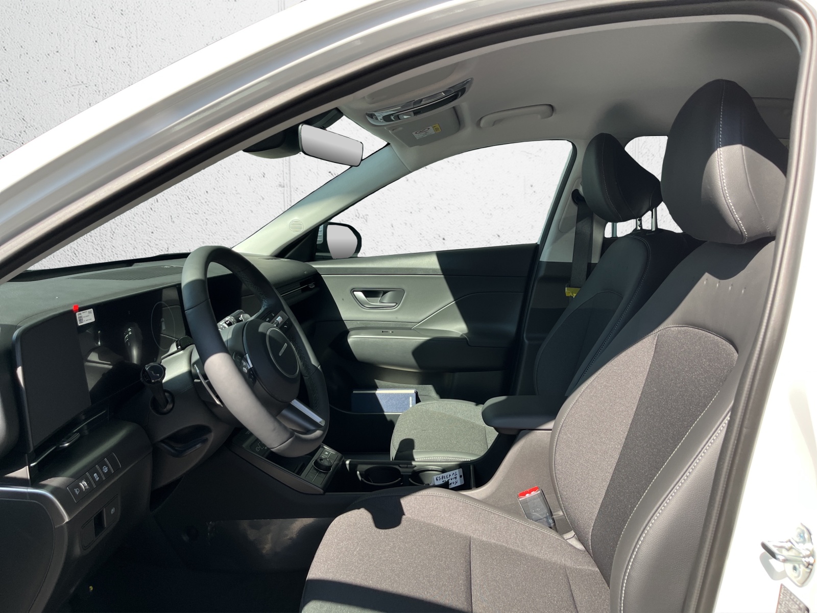 HYUNDAI Kona 1.6 GDi HEV Amplia DCT-image-6