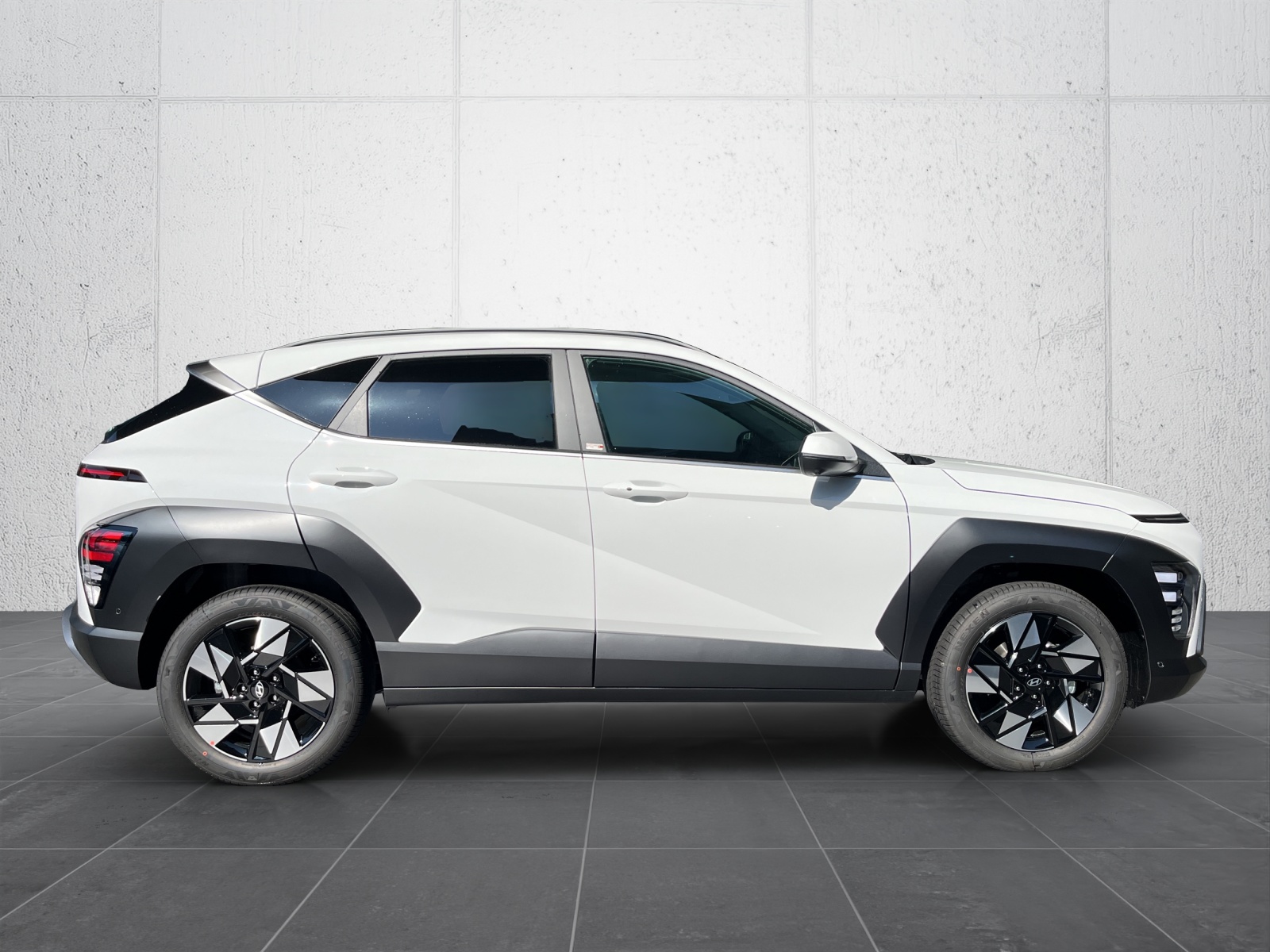 HYUNDAI Kona 1.6 GDi HEV Amplia DCT-image-5