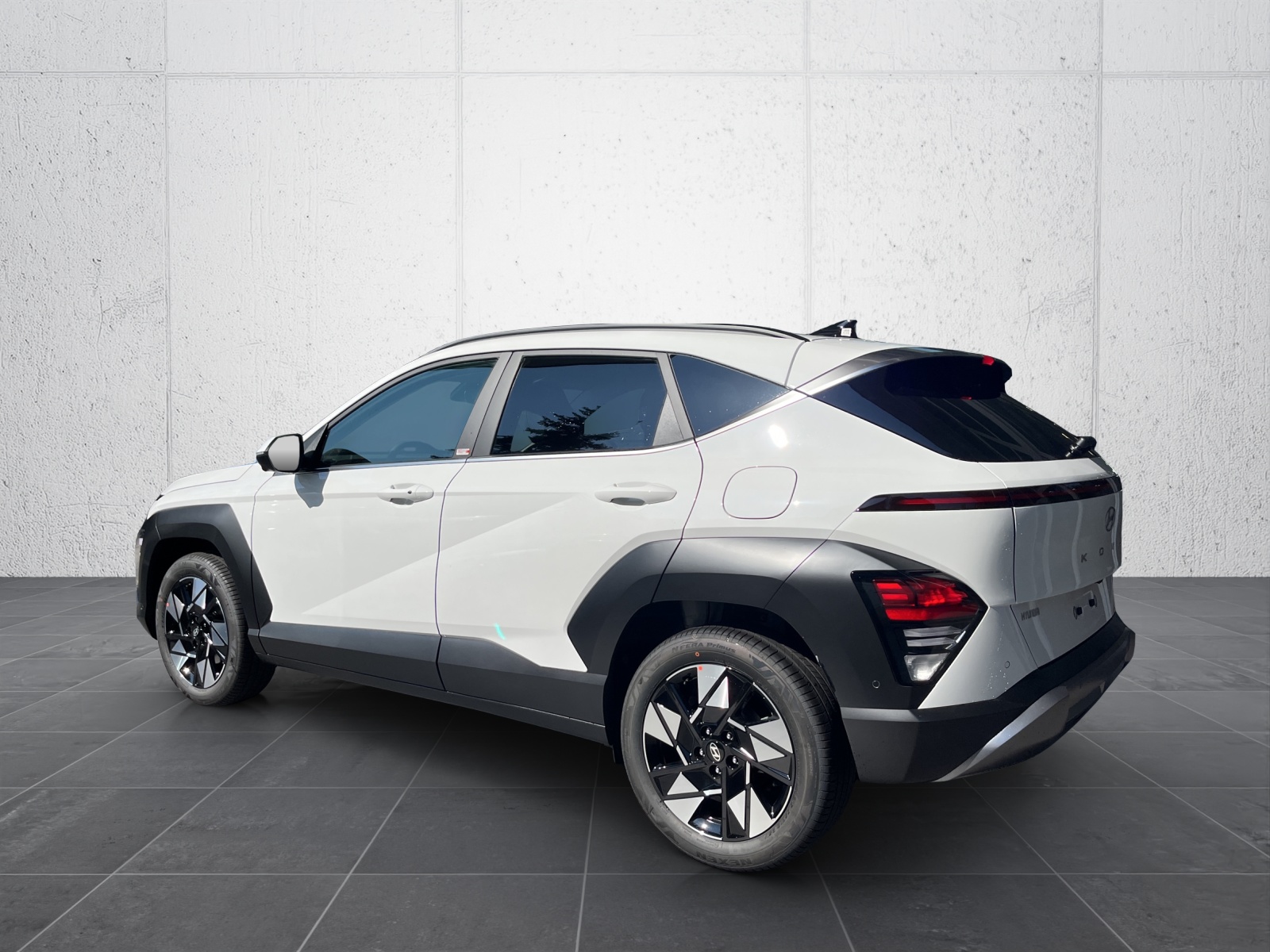 HYUNDAI Kona 1.6 GDi HEV Amplia DCT-image-10