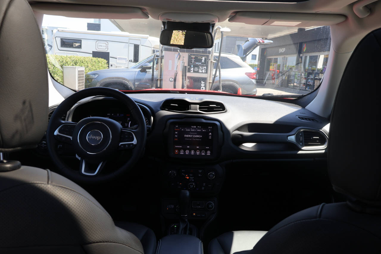 JEEP Renegade 1.3 Limited 4xe-image-10