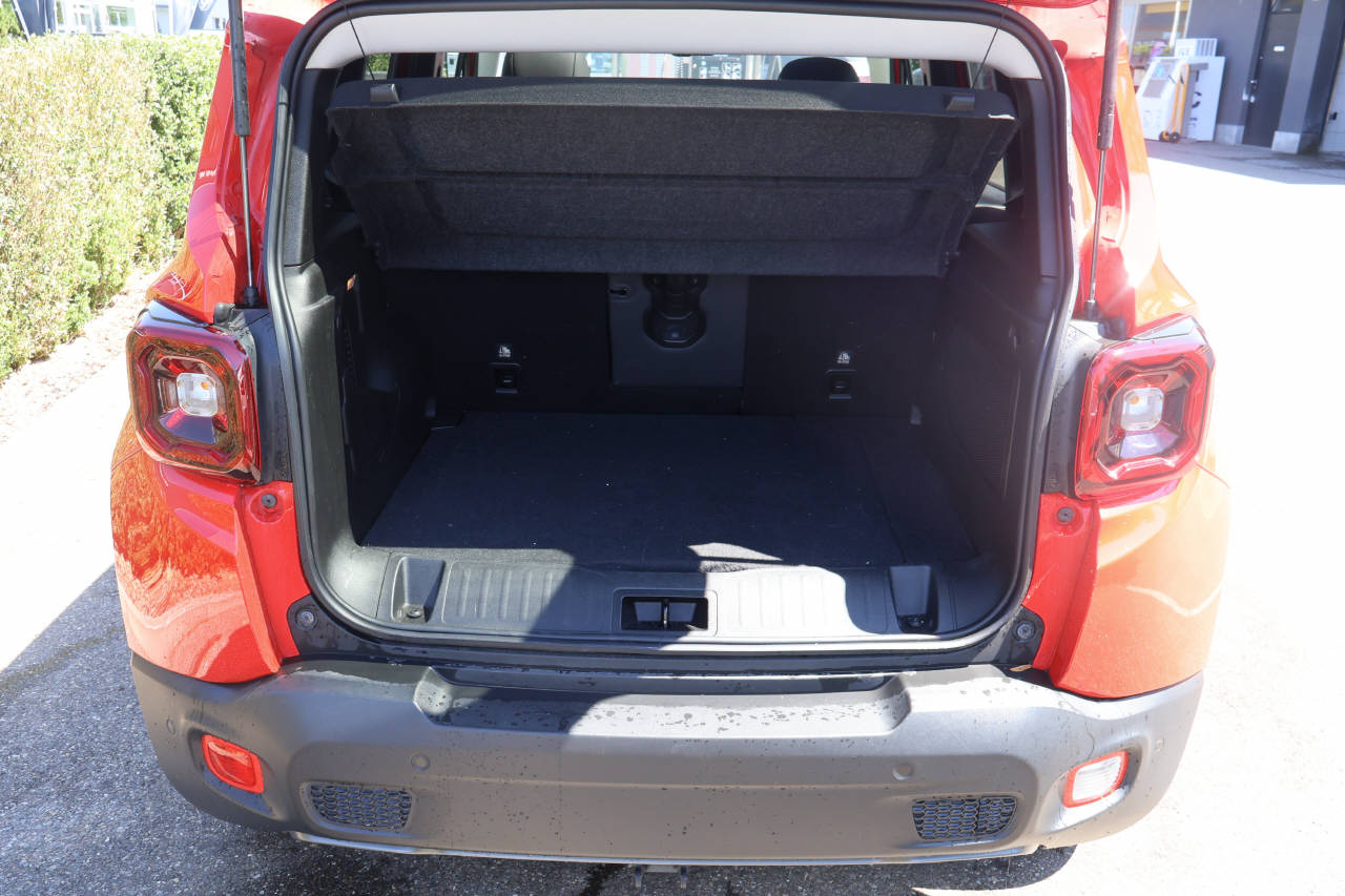 JEEP Renegade 1.3 Limited 4xe-image-4