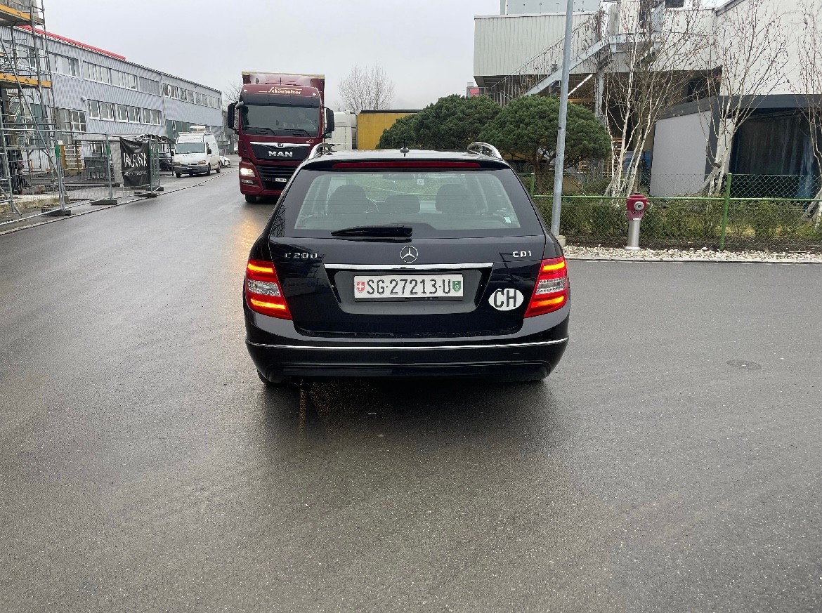 MERCEDES-BENZ C 200 CDI BlueEfficiency Elégance-image-3