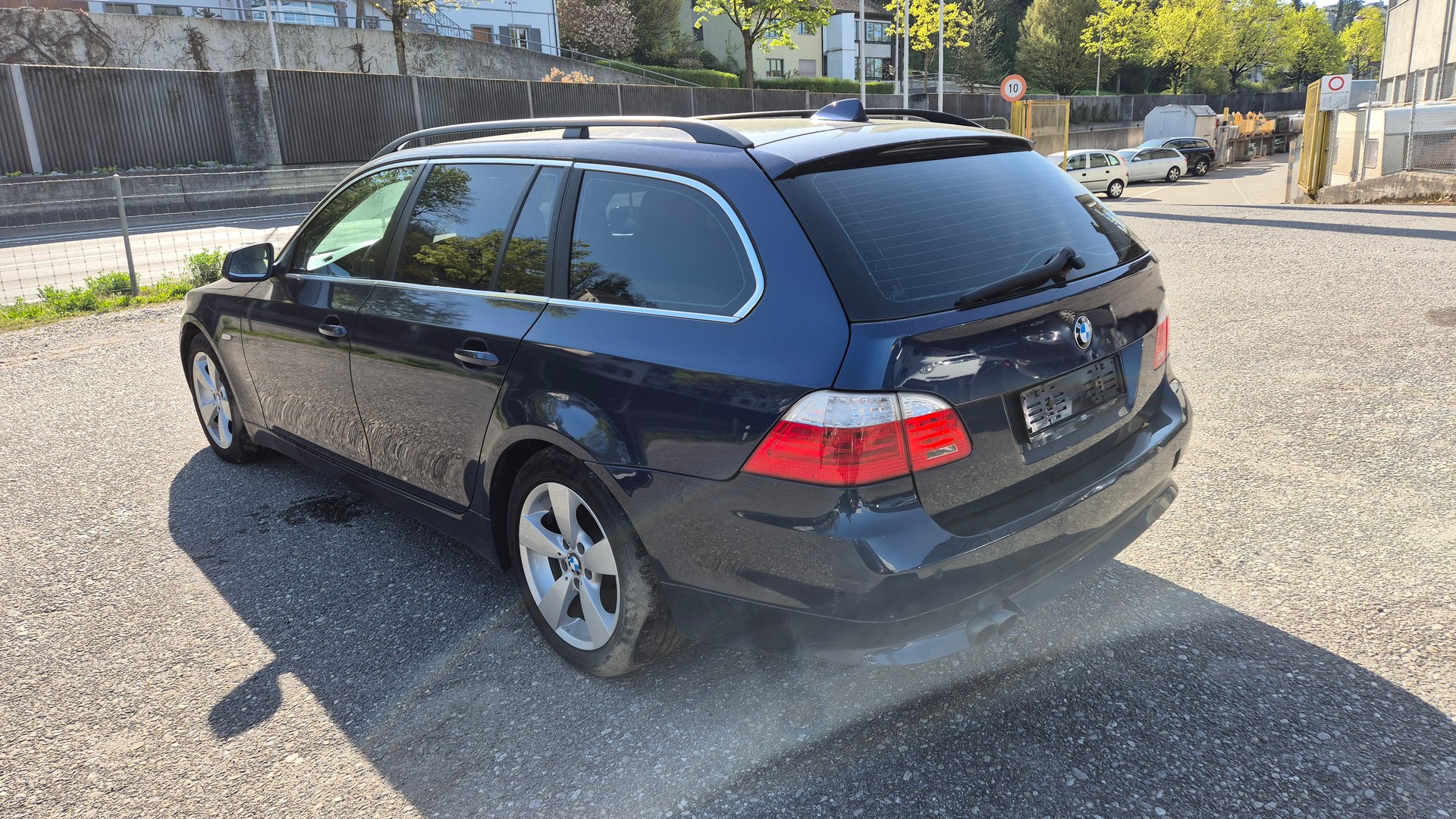 BMW 525xi Touring Steptronic-image-5