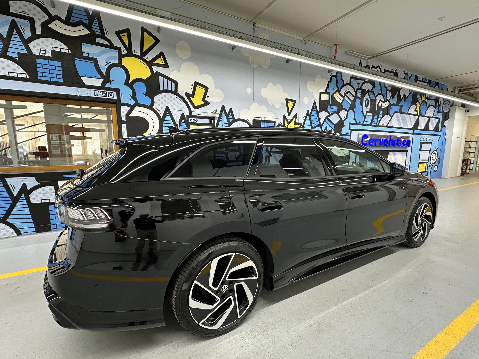 VW ID.7 Tourer GTX 86 kWh GTX 4 Motion-image-3