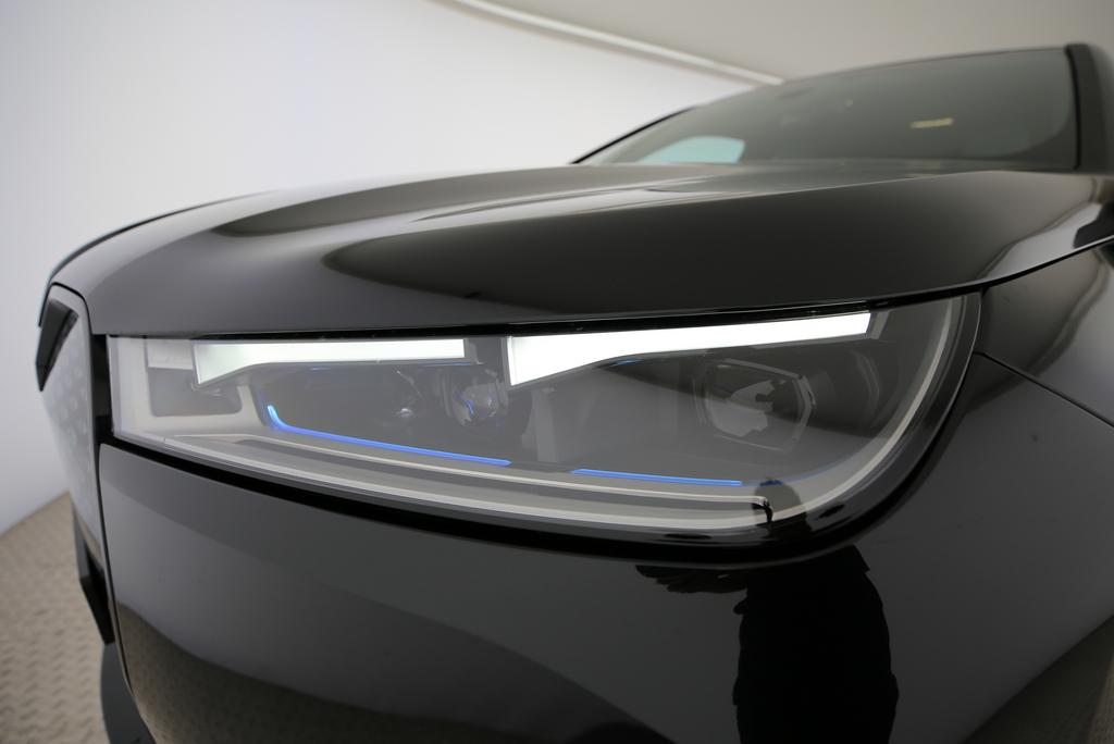 BMW iX M60-image-15