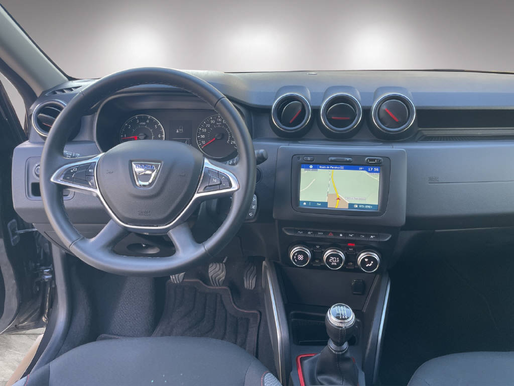 DACIA Duster 1.6 Ultimate 4WD-image-11