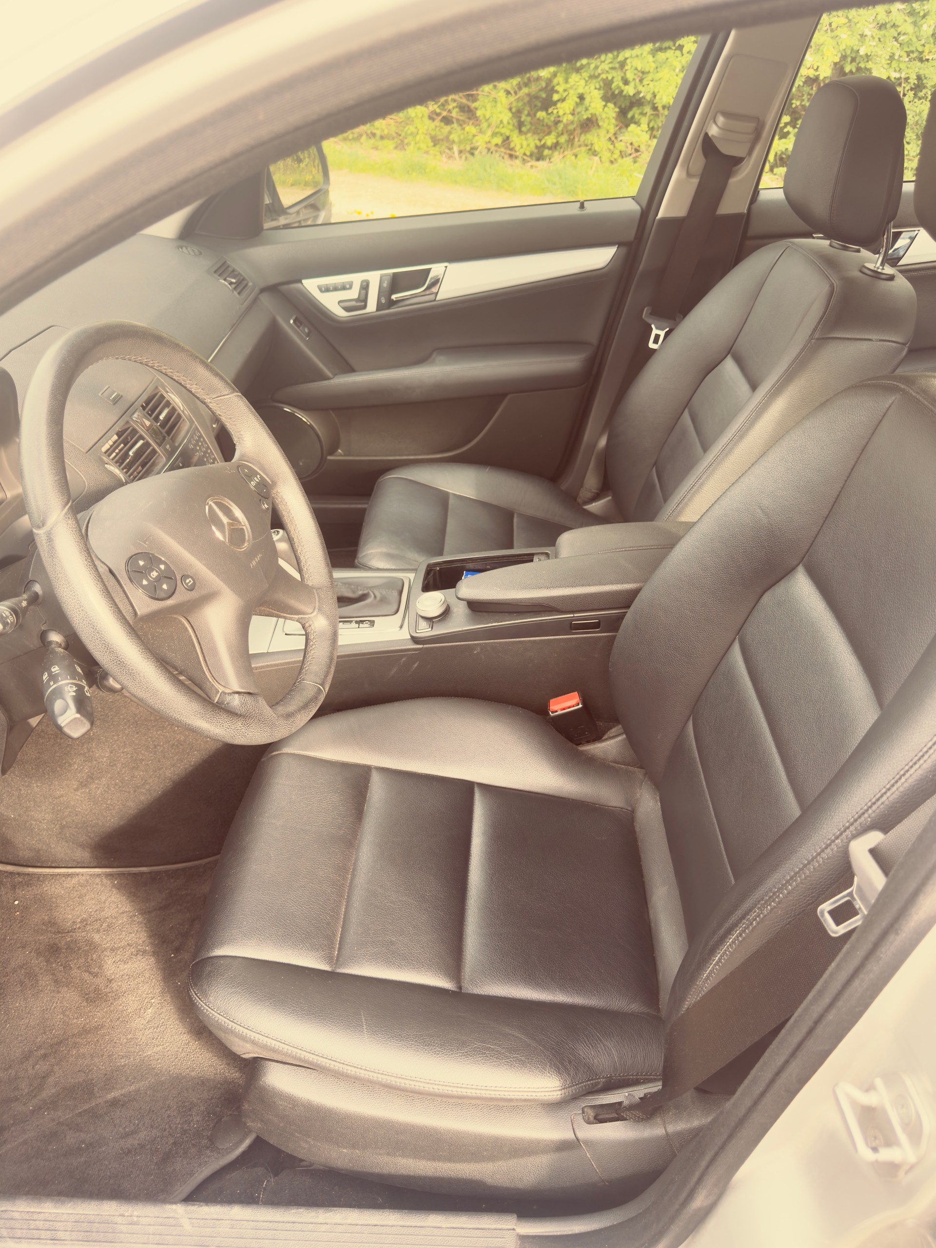 MERCEDES-BENZ C 300-image-3