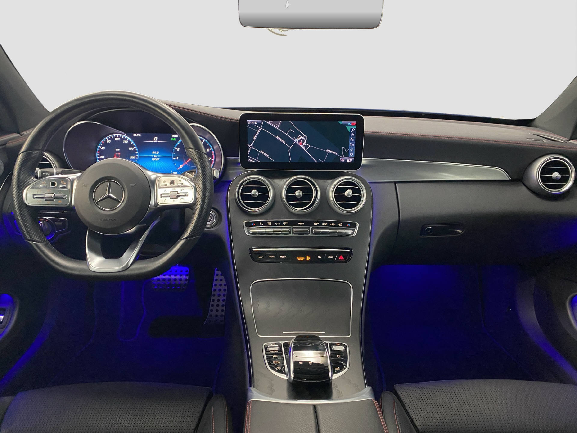 MERCEDES-BENZ C 300 AMG Line Coupé 4MATIC-image-10