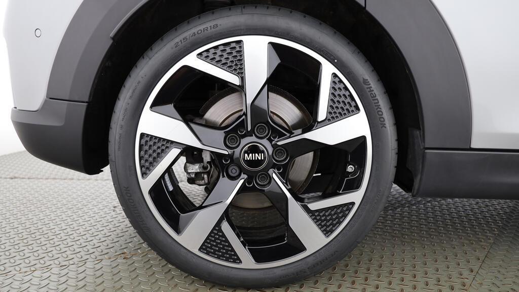 MINI Cooper 5 door C-image-9