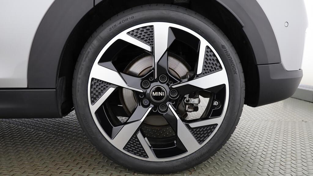 MINI Cooper 5 door C-image-8