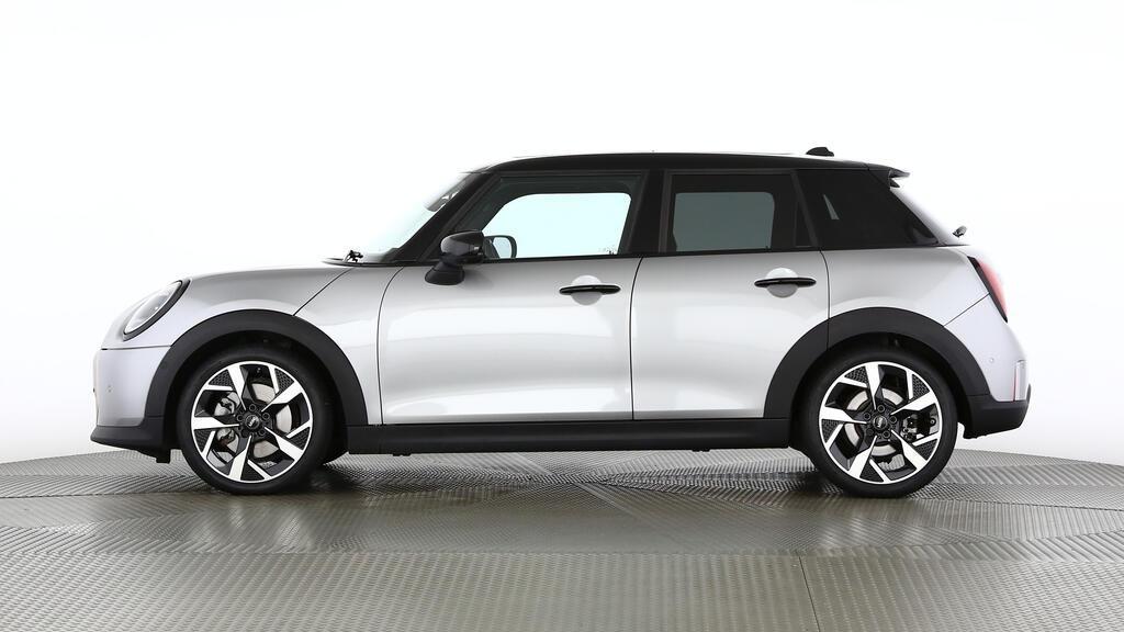 MINI Cooper 5 door C-image-1